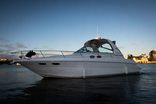 Rent a Sea Ray Boats motor yacht in Marina del Rey, CA near me
