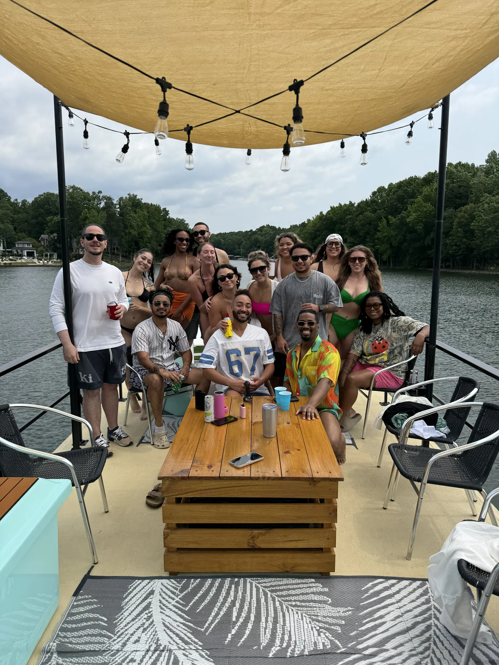 The Tiki Hut – Your Floating Paradise on Lake Norman