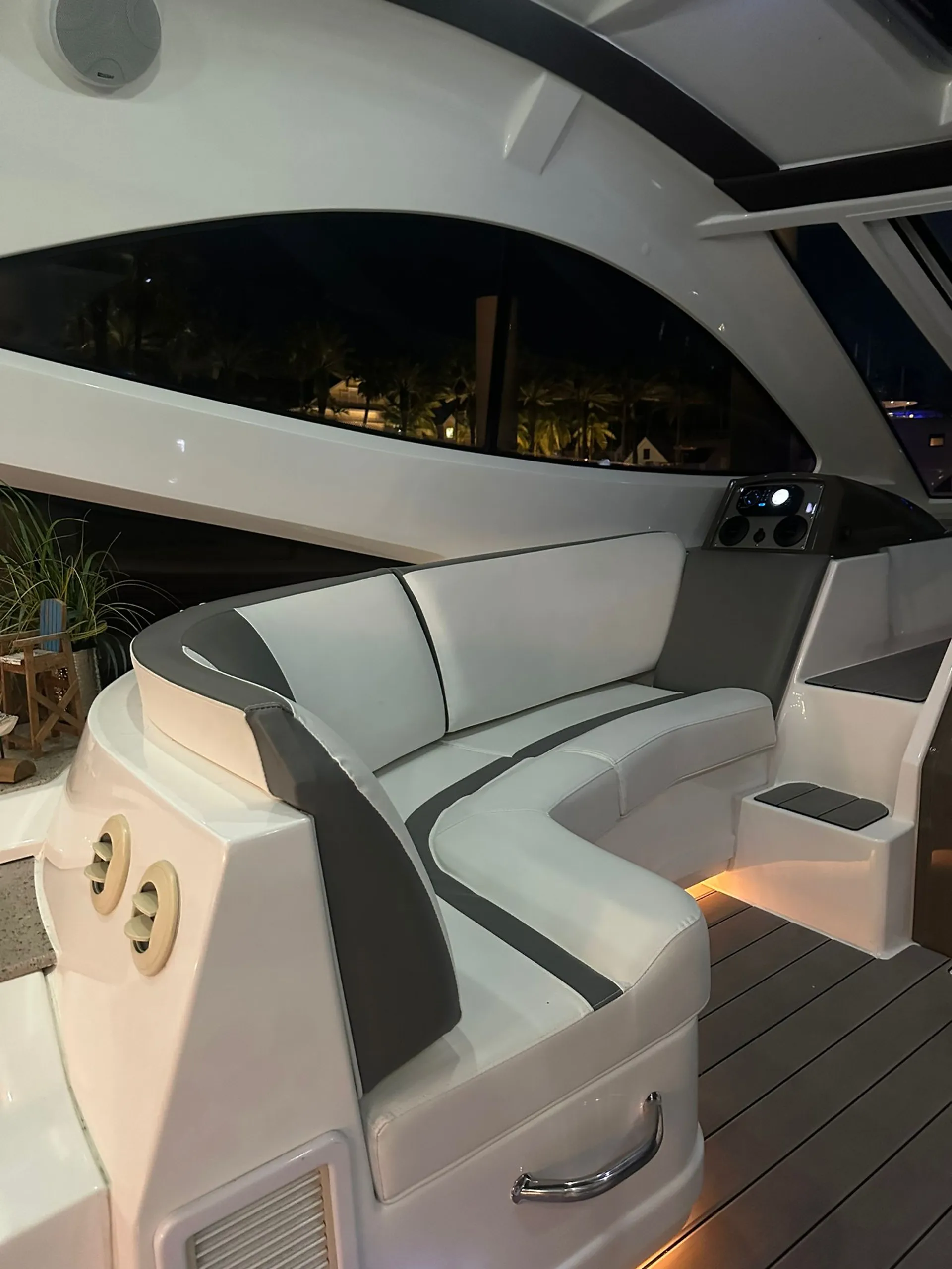 Cruiser 54' Yacht - Private charter from Fajardo