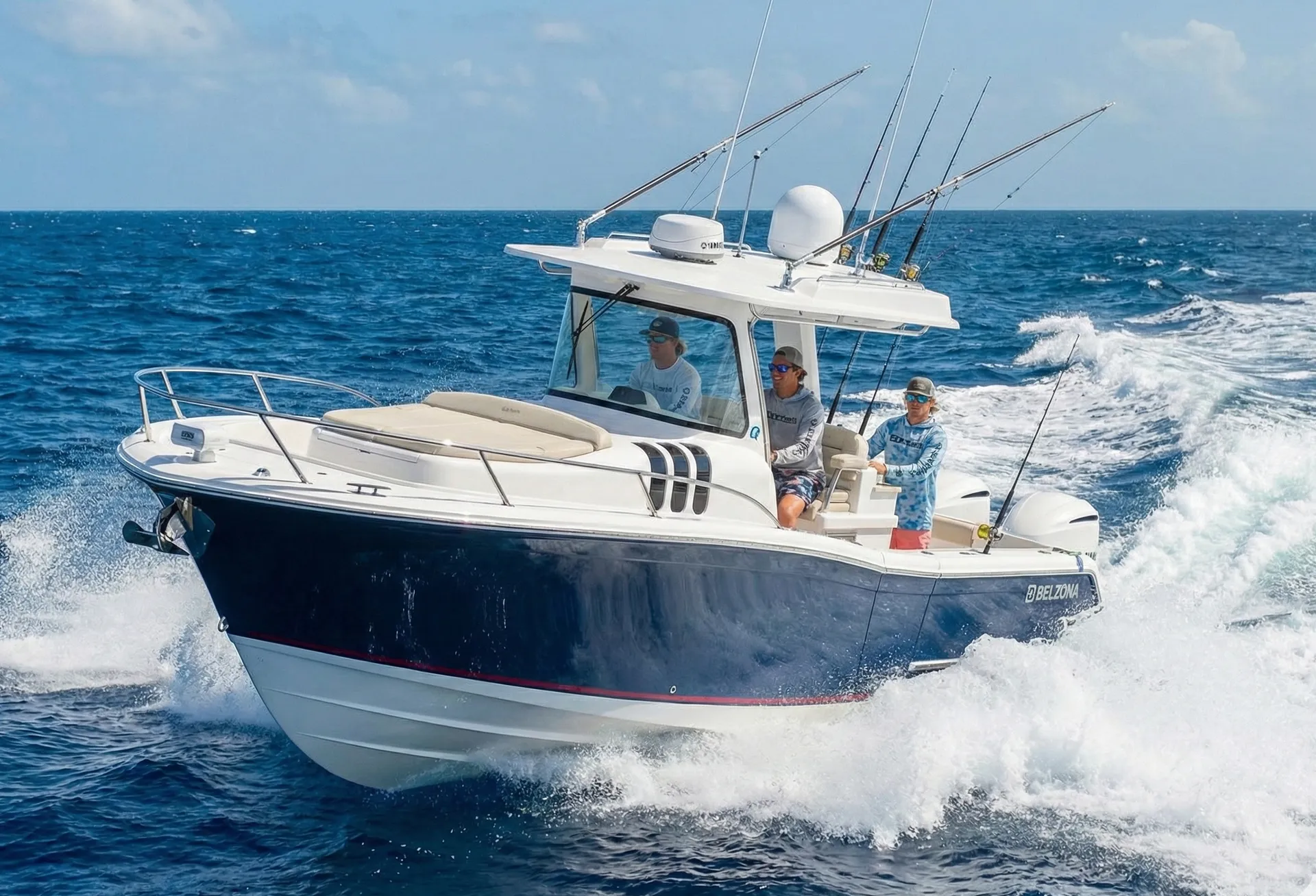 Private Center Console Yacht – Luxury Meets Adventure, Your Way