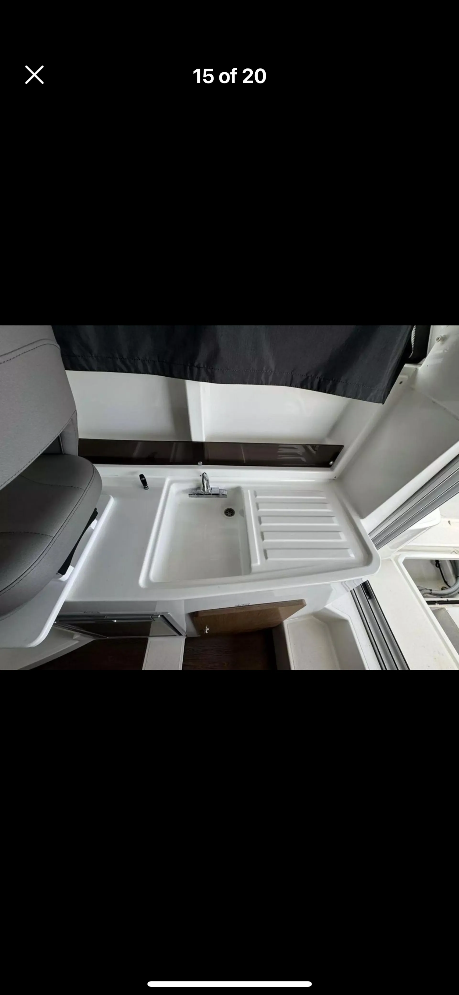 Lakeside Paradise Escape - 26’ Cabin Cruiser