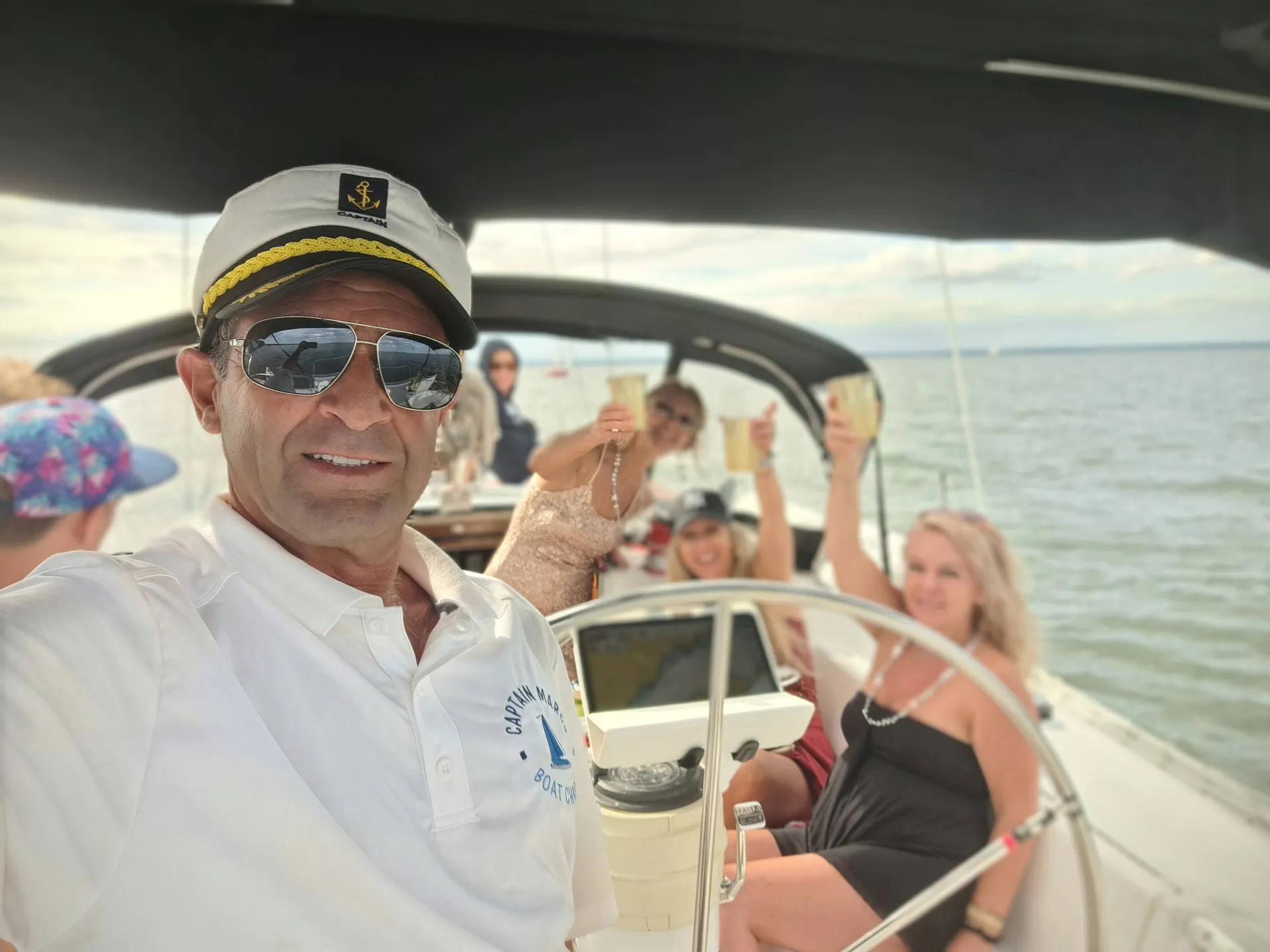 HUNTER LEGEND 35 SAILBOAT CRUISER MOTORSAILER