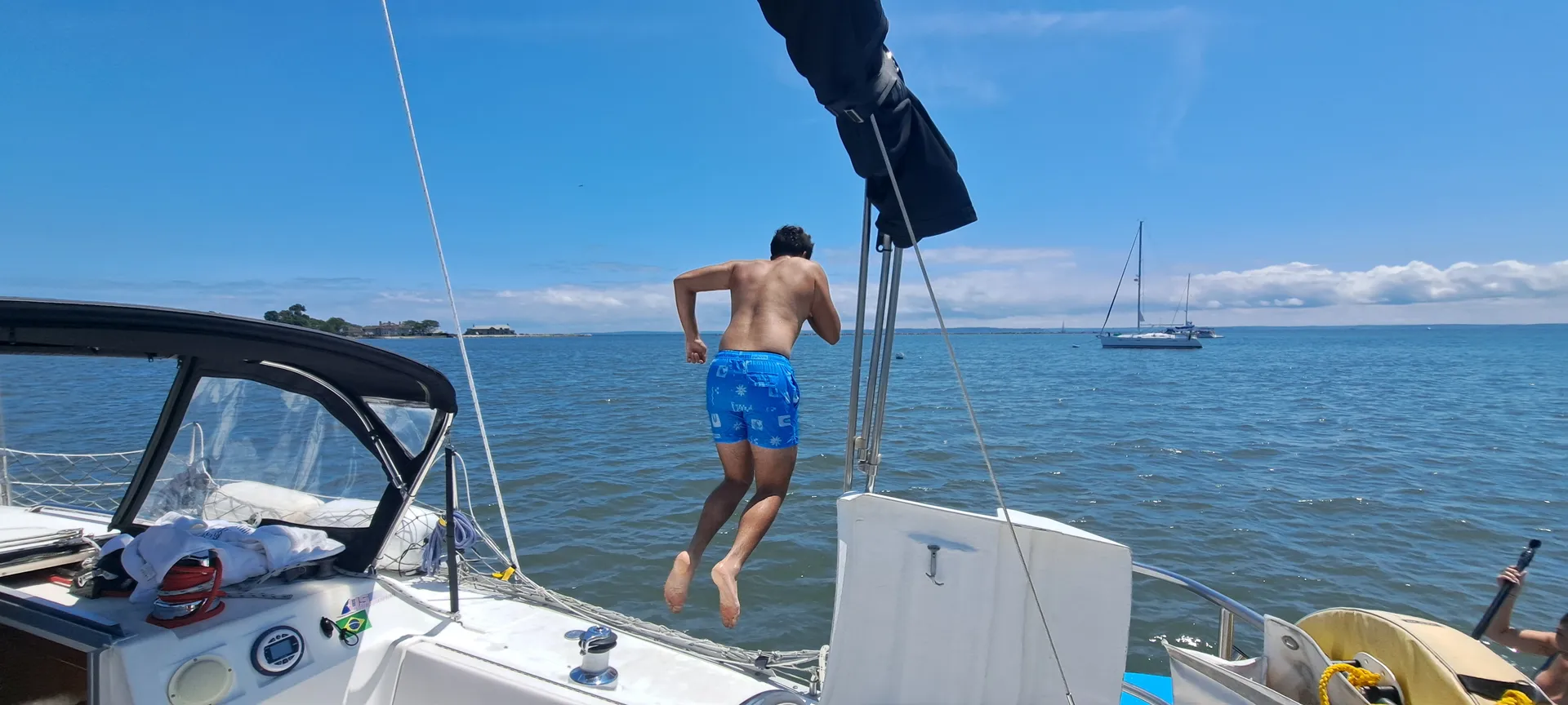 HUNTER LEGEND 35 SAILBOAT CRUISER MOTORSAILER