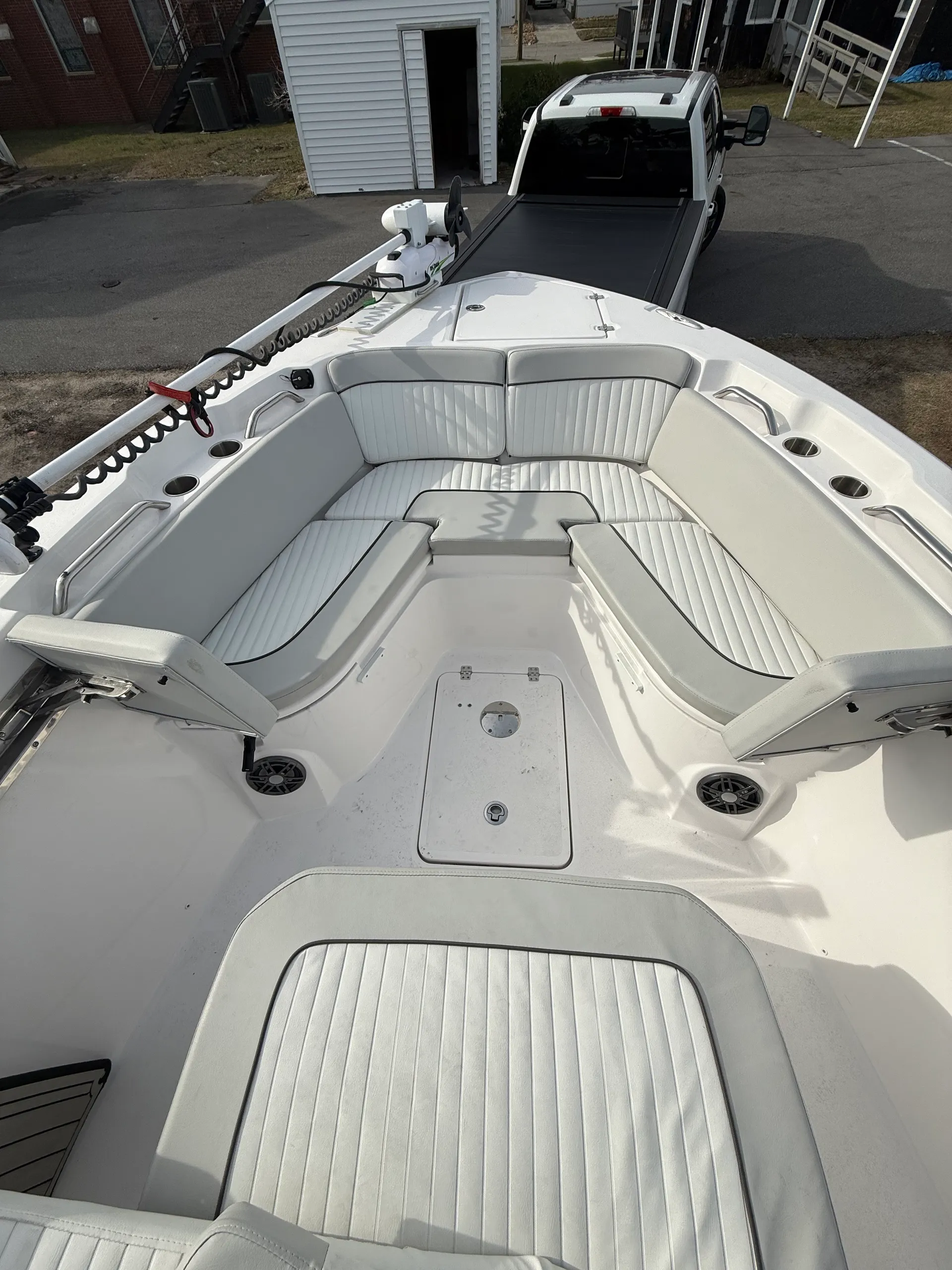 Fully-equipped, gyro-stabilized 2023 Sea Fox 268 Commander