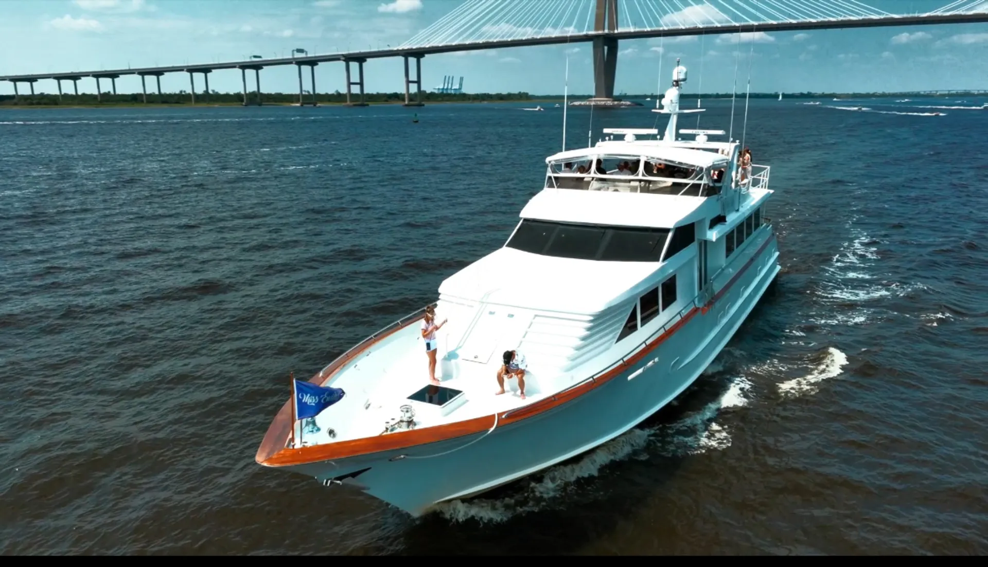 Luxury Motor Yacht Charter in Charleston