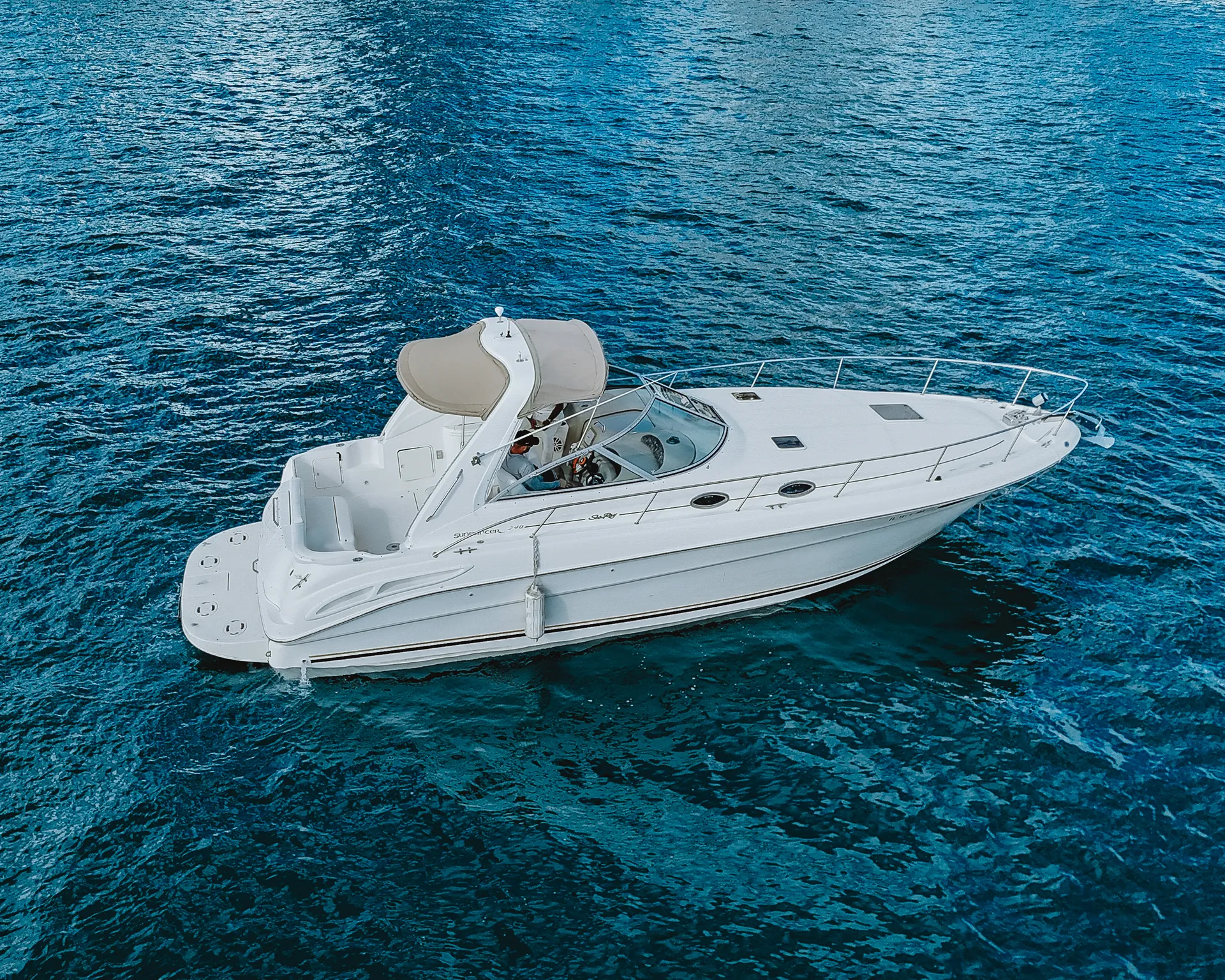 Sea Ray Boats Sundancer 340 in Miami, FL — photo 9