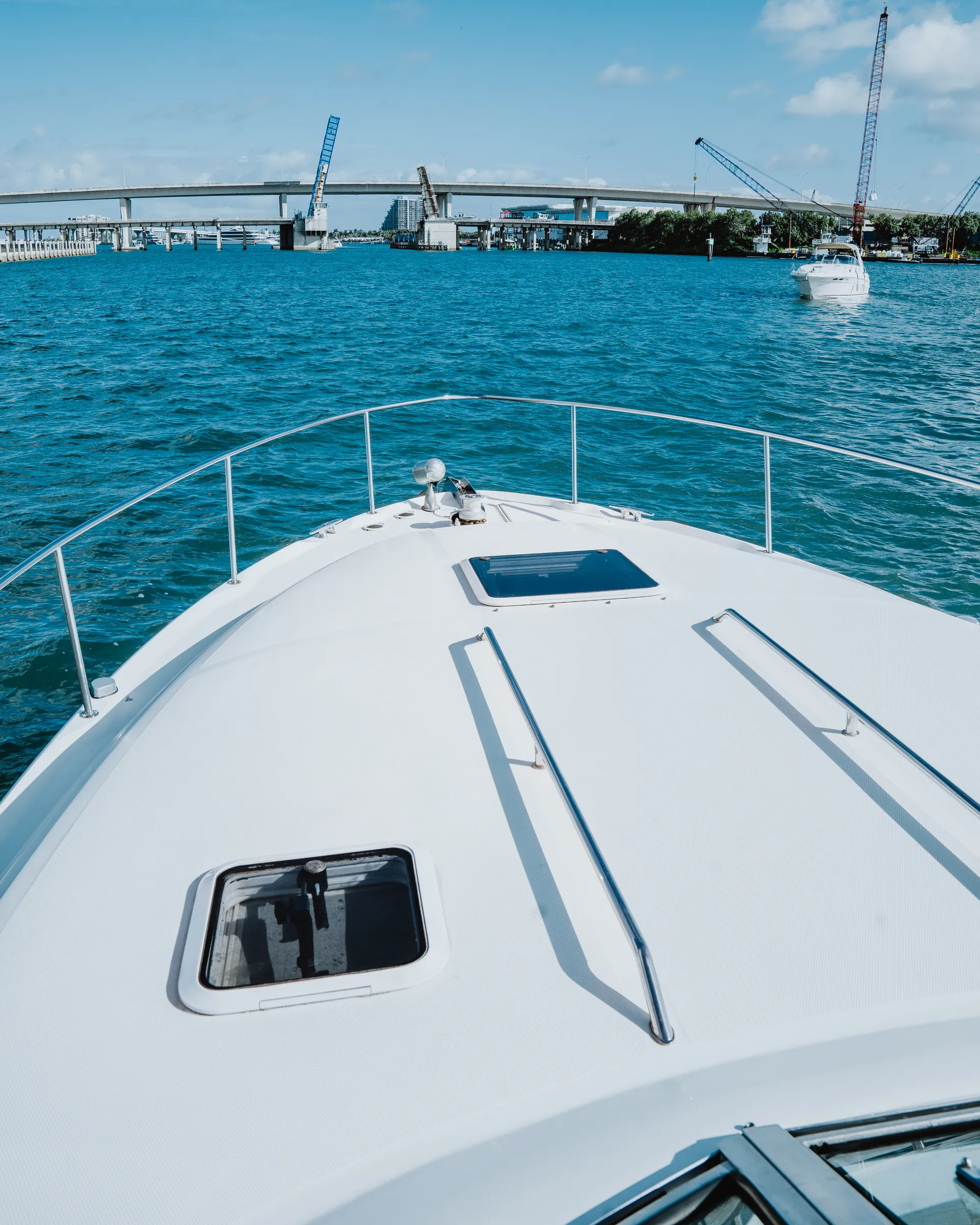 Sea Ray Boats Sundancer 340 in Miami, FL — photo 10