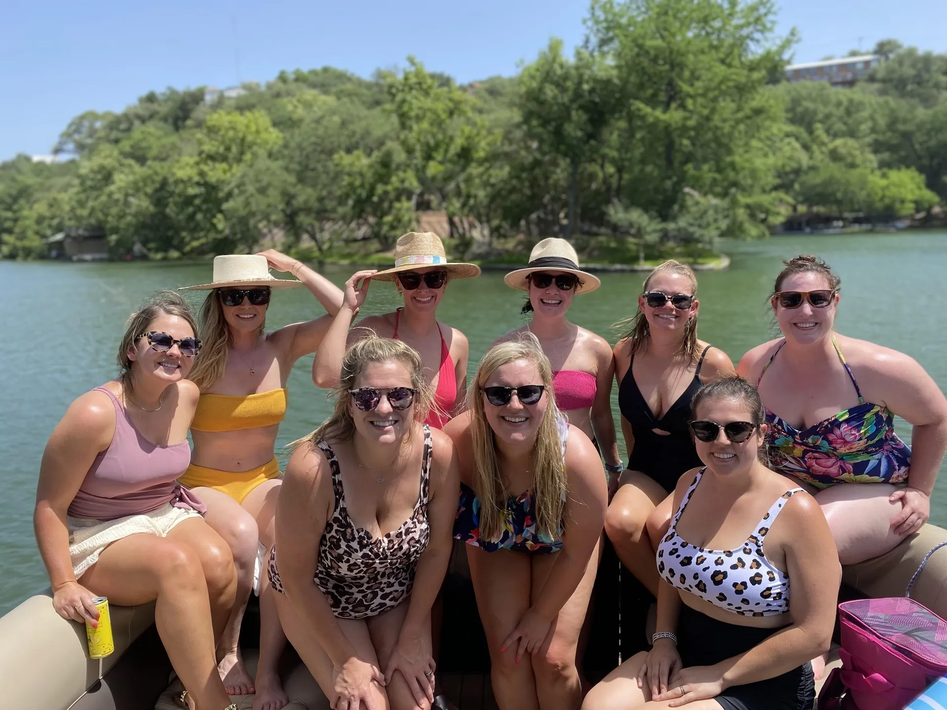 Lake Austin Captained Pontoon – Party Cove and Waterfront