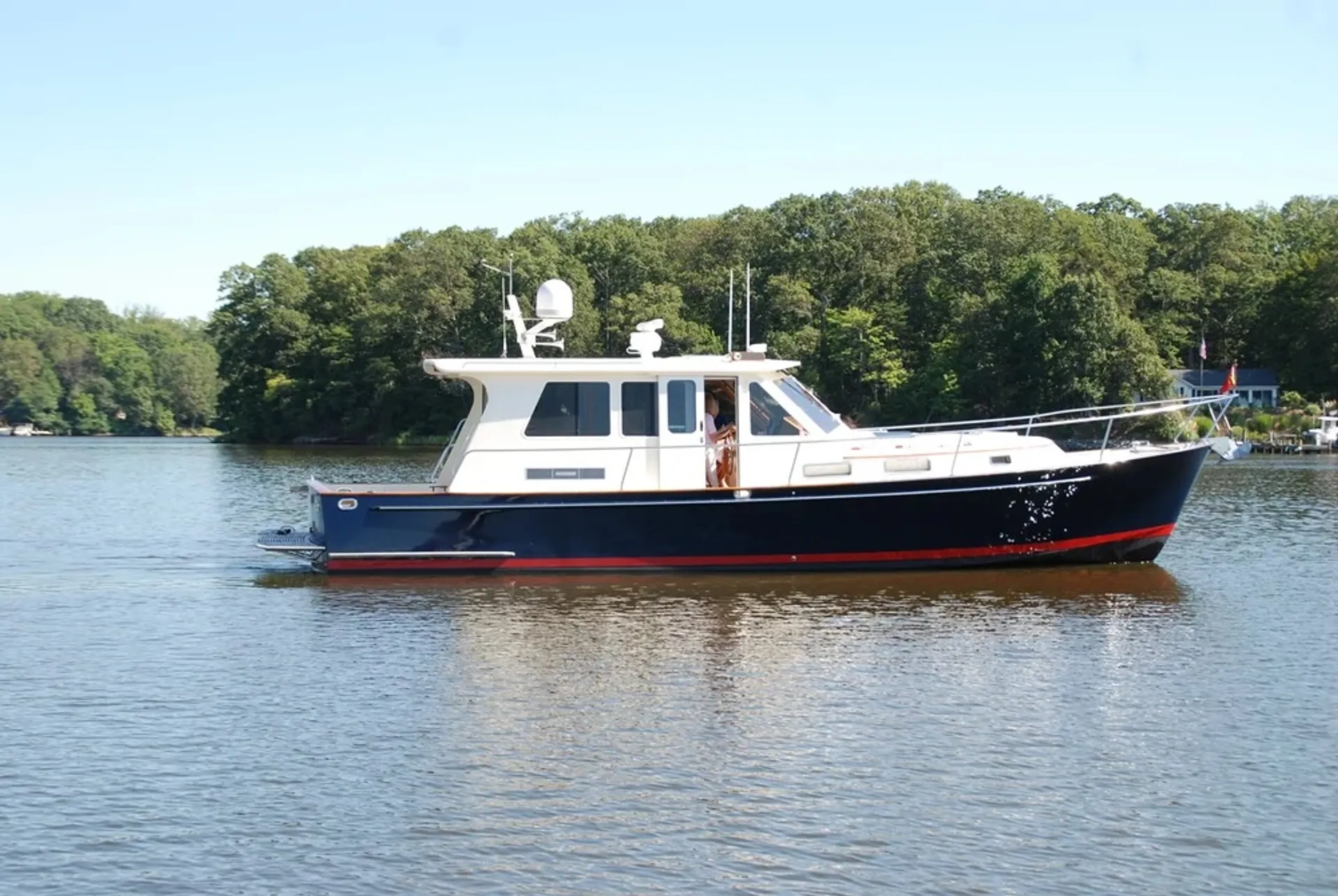37' Luxury Private Yacht - Washington DC Potomac Boat Tours