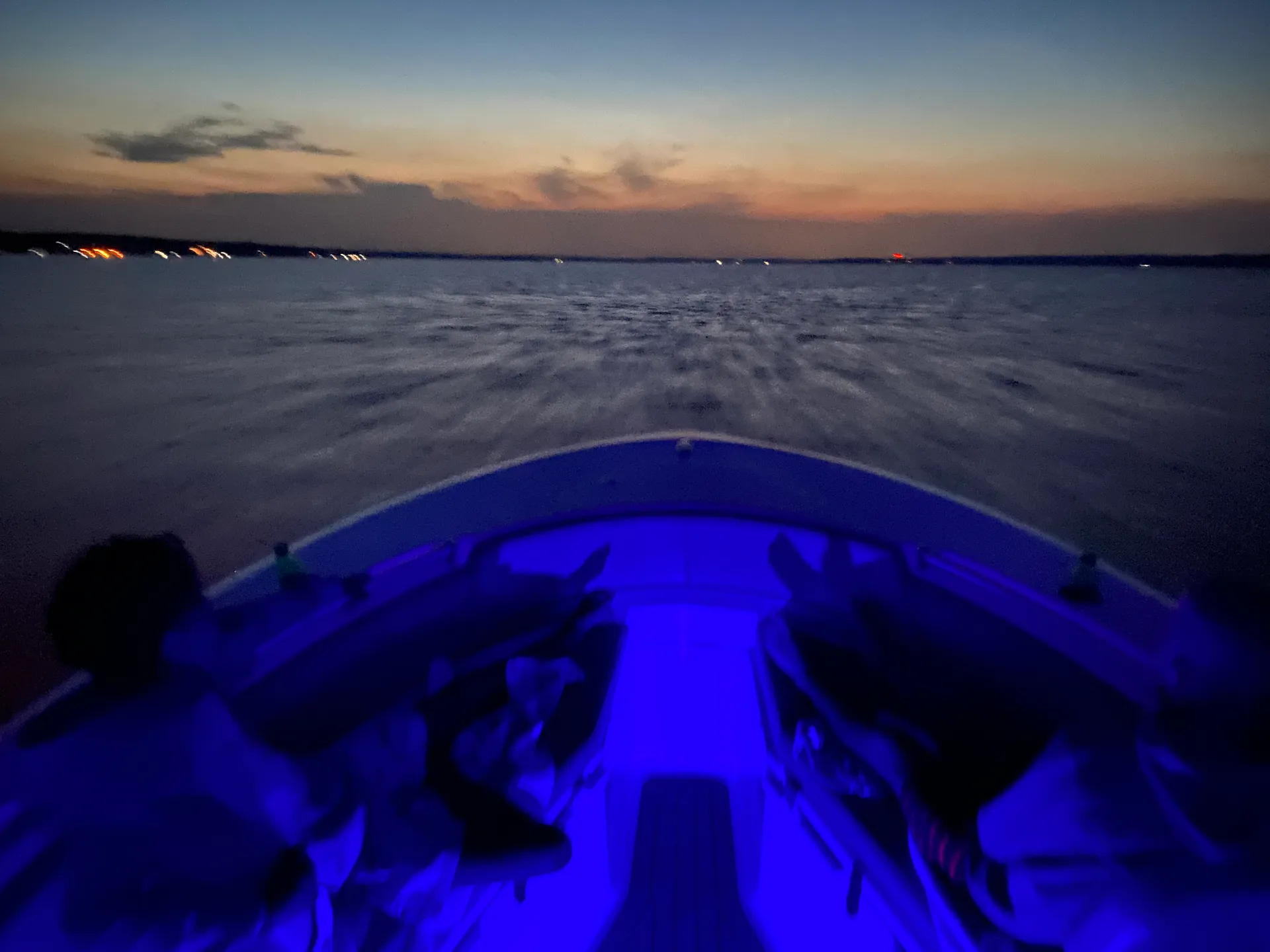 Escape Reality – Sunset Cruises & Sandbar Adventures