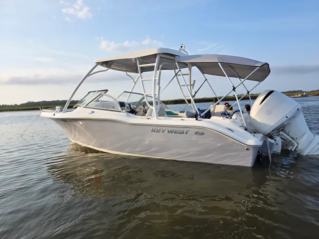 Rent a KEY WEST BOATS bow rider in Jacksonville, FL near me