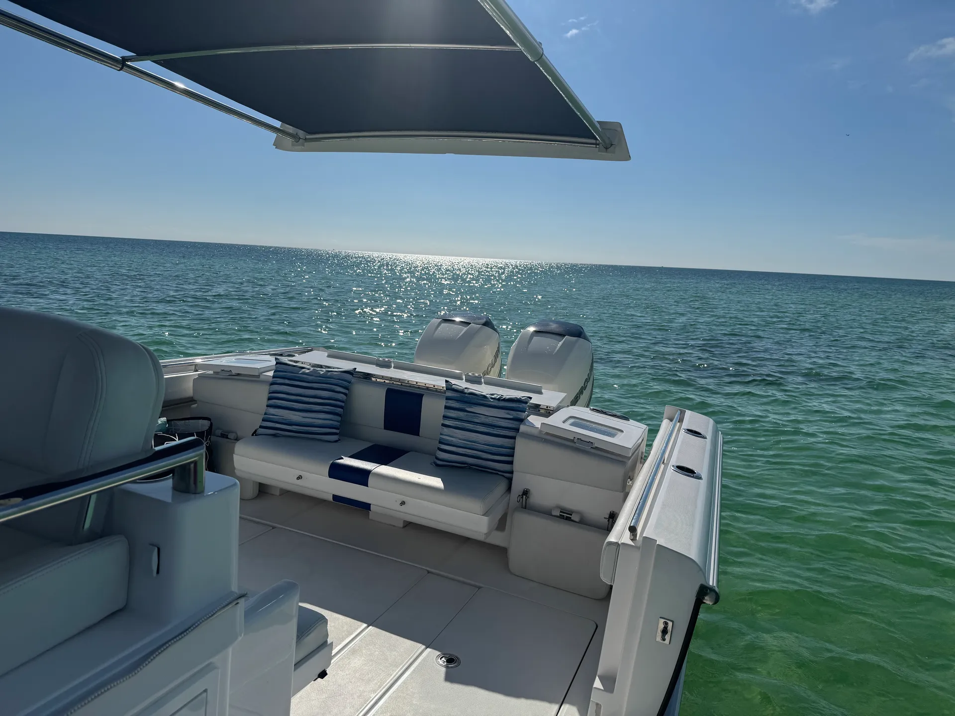 The Ultimate Luxury Center Console - Belzona 325cc