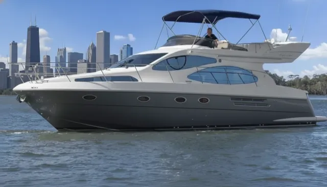 Rent a AZIMUT YACHTS motor yacht in Chicago, IL near me