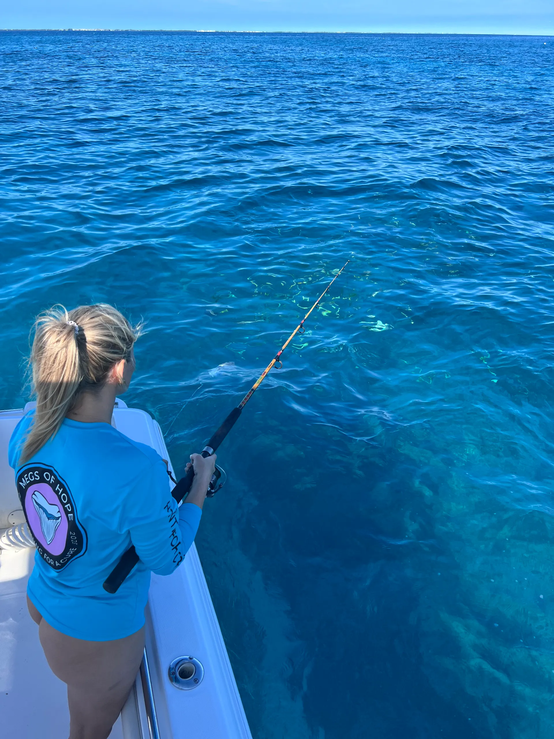 Private Center Console Yacht – Luxury Meets Adventure, Your Way