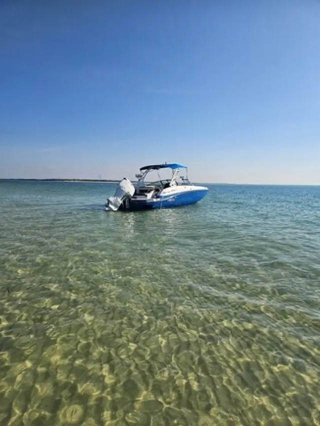 Rent a bow rider in Gulfport, FL, United States near me