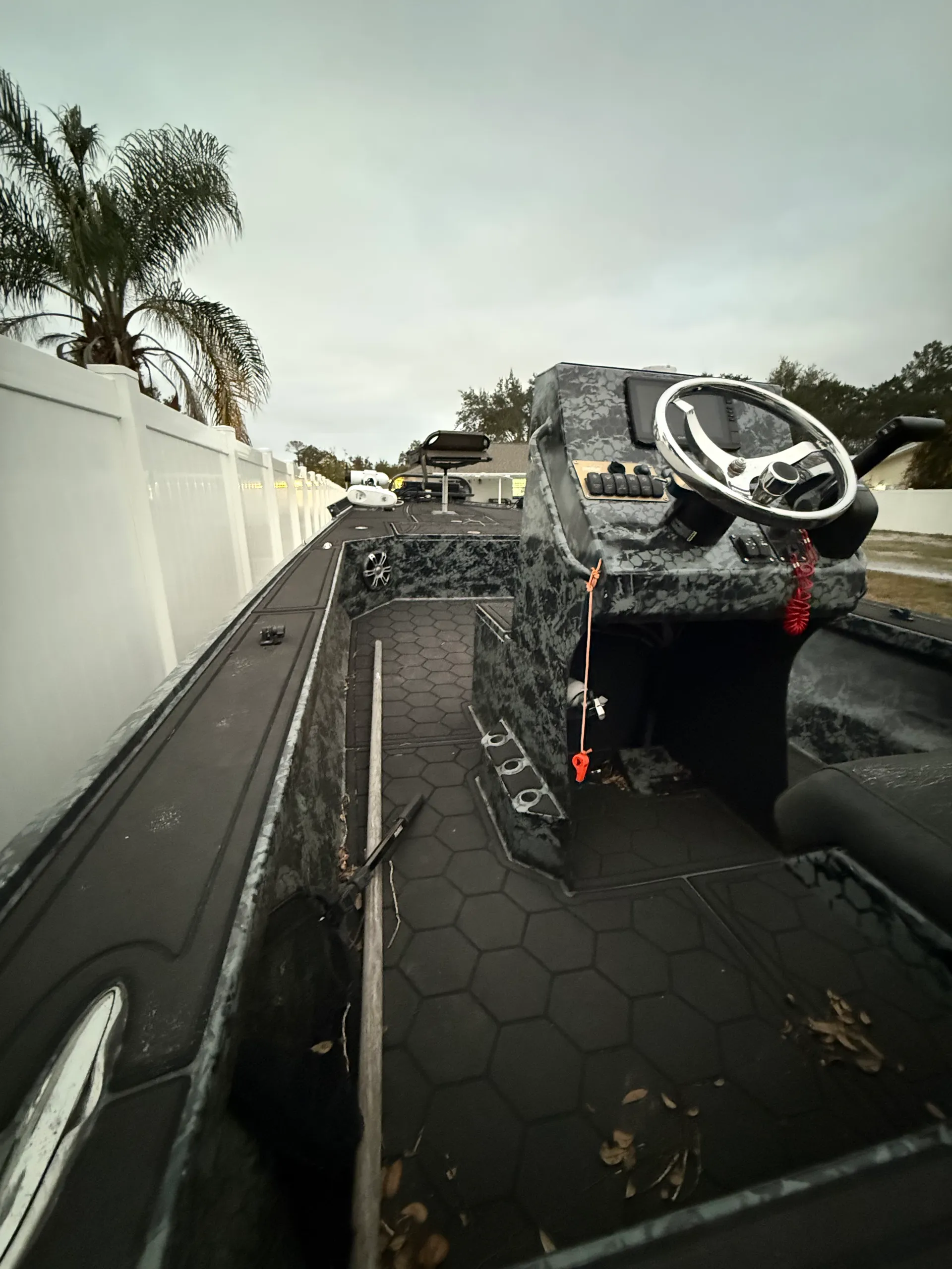21.5’ Uncle Jay Fishing Boat Fully Loaded w/ Stereo and Power Poles