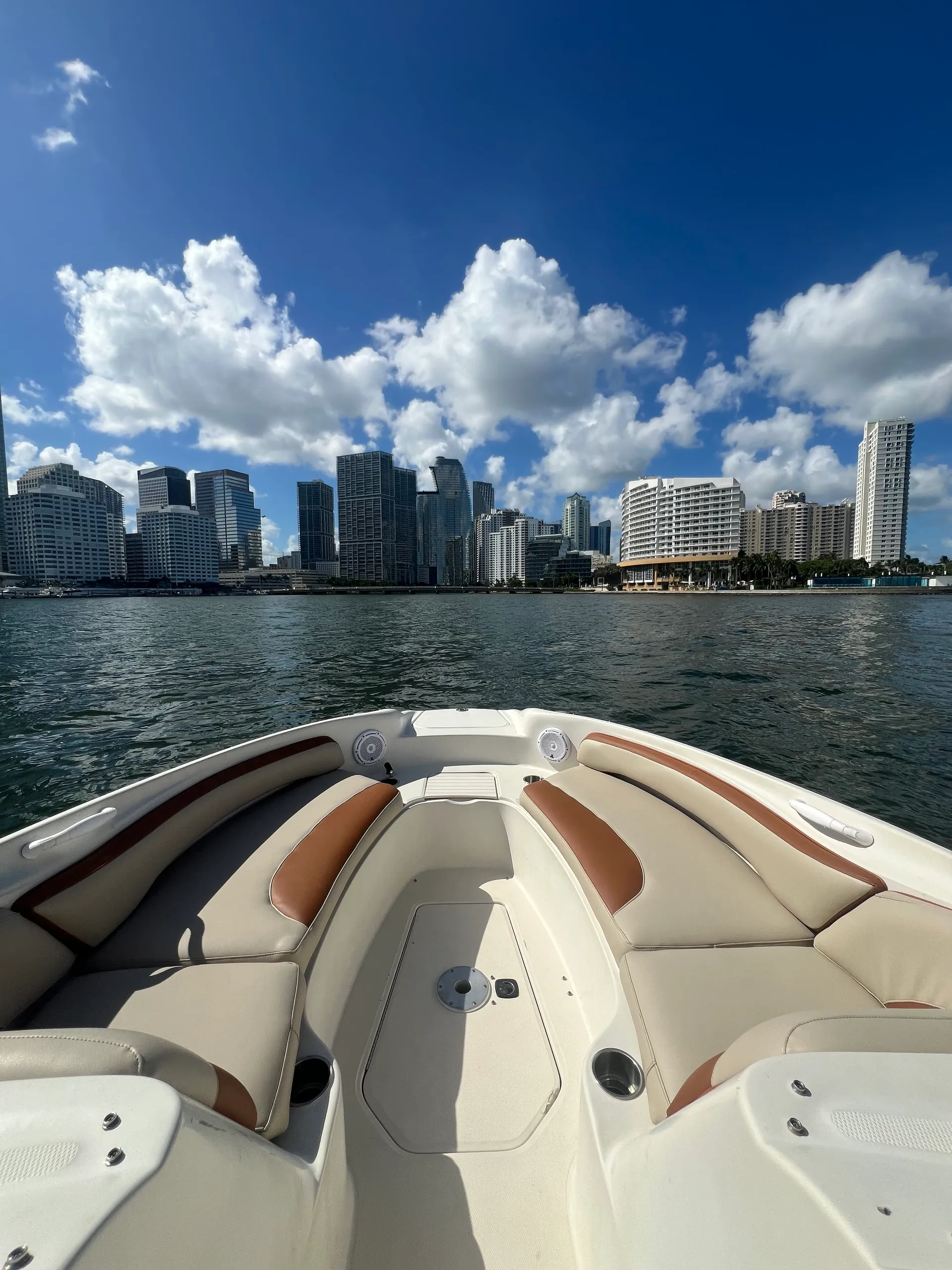 The Best Deal in the Market! Sea Ray Sundeck 26'