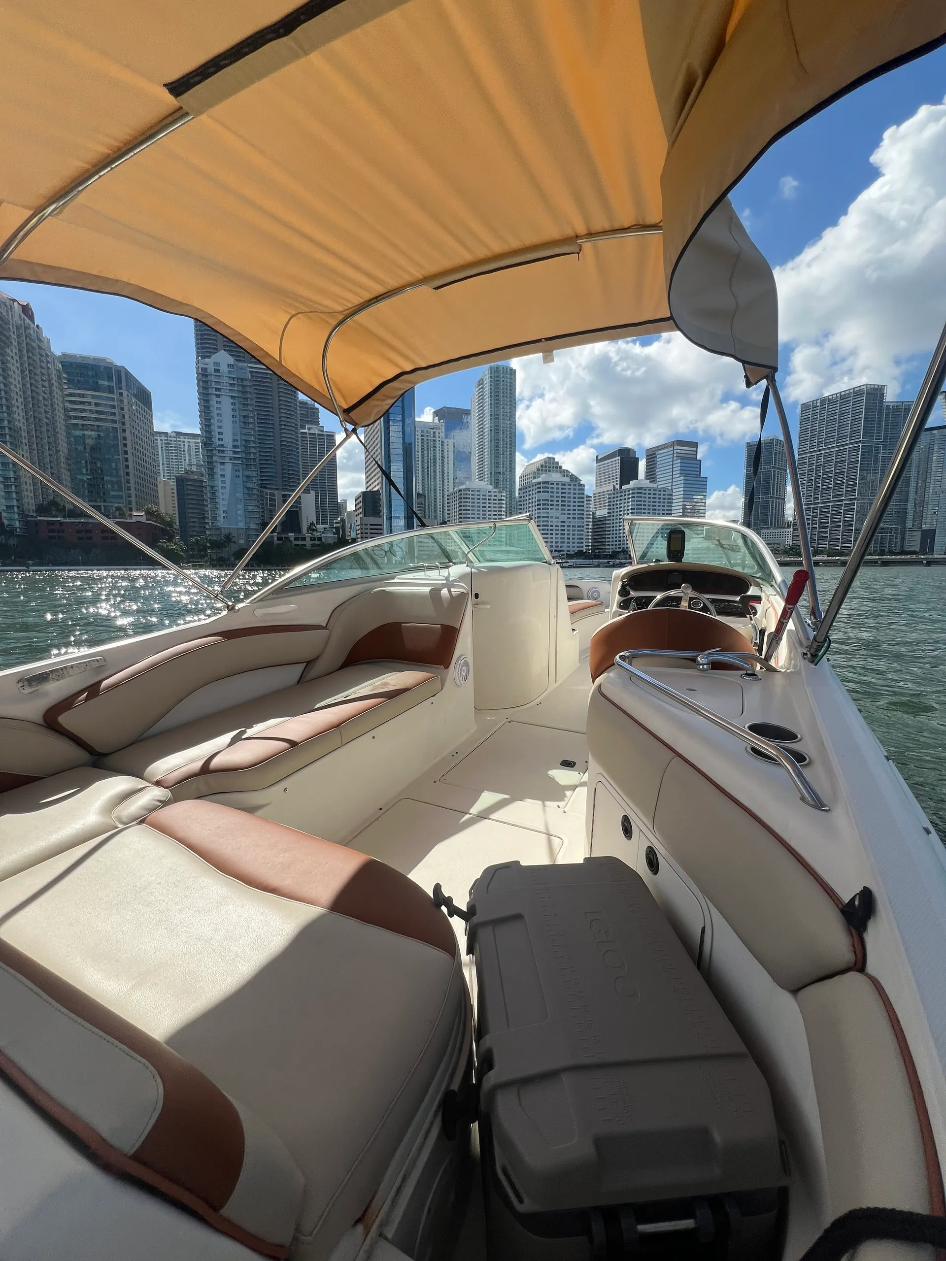 The Best Deal in the Market! Sea Ray Sundeck 26'