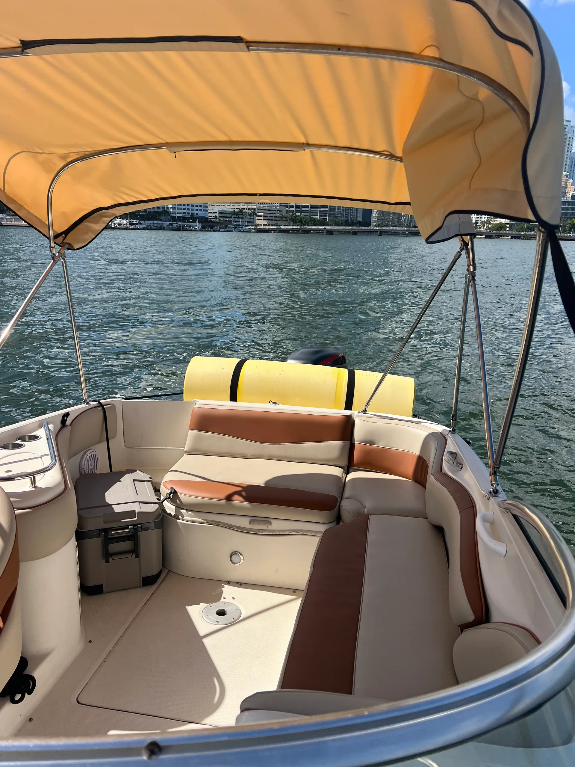 The Best Deal in the Market! Sea Ray Sundeck 26'