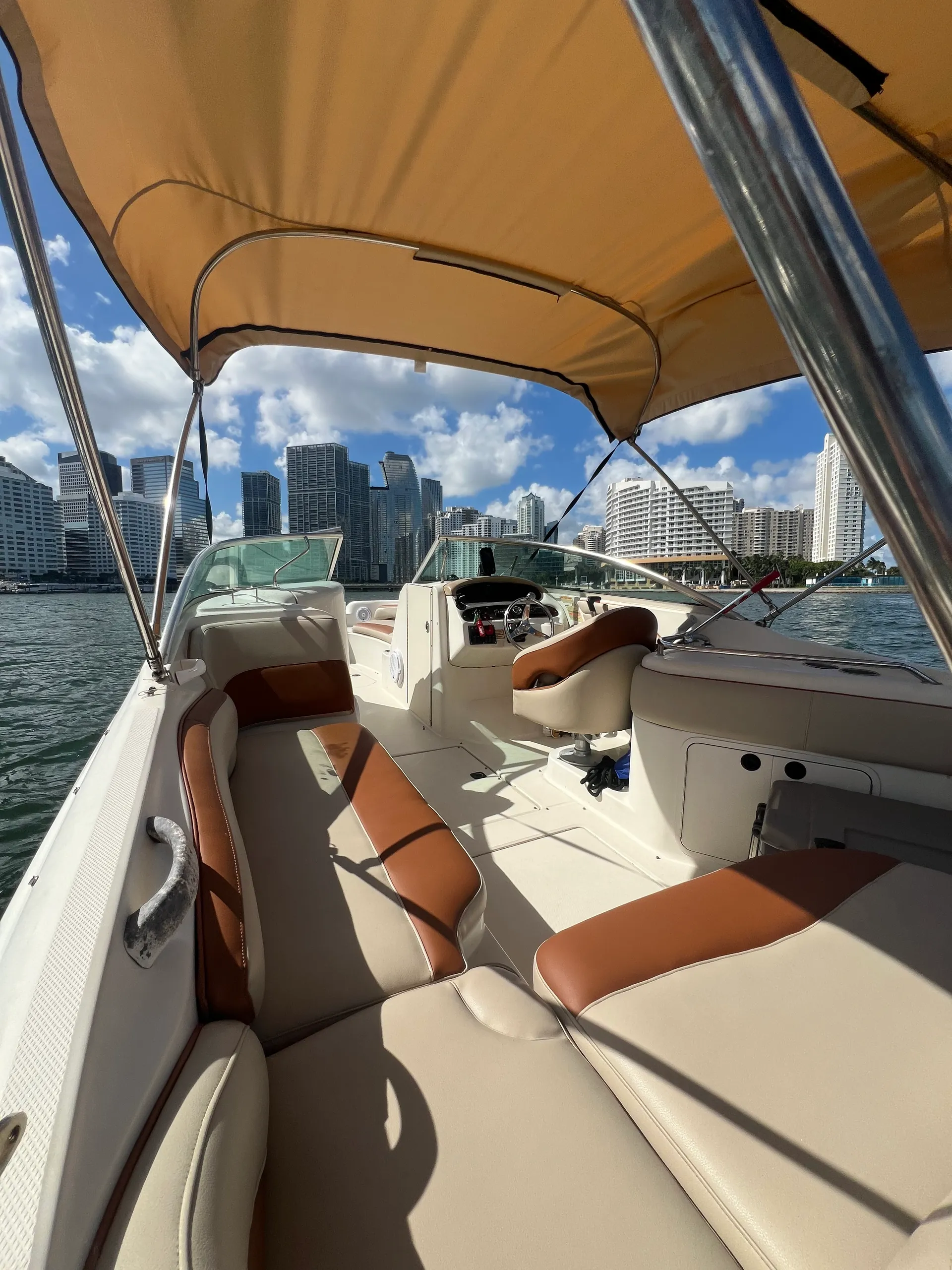 The Best Deal in the Market! Sea Ray Sundeck 26'