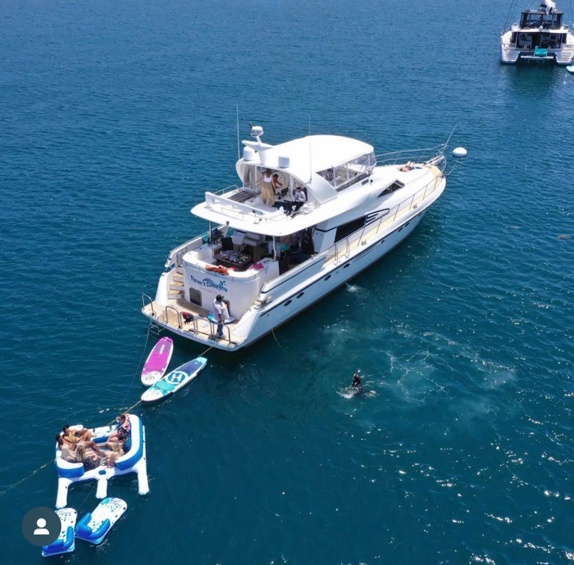 Johnson 70 in Marina del Rey, CA — photo 4