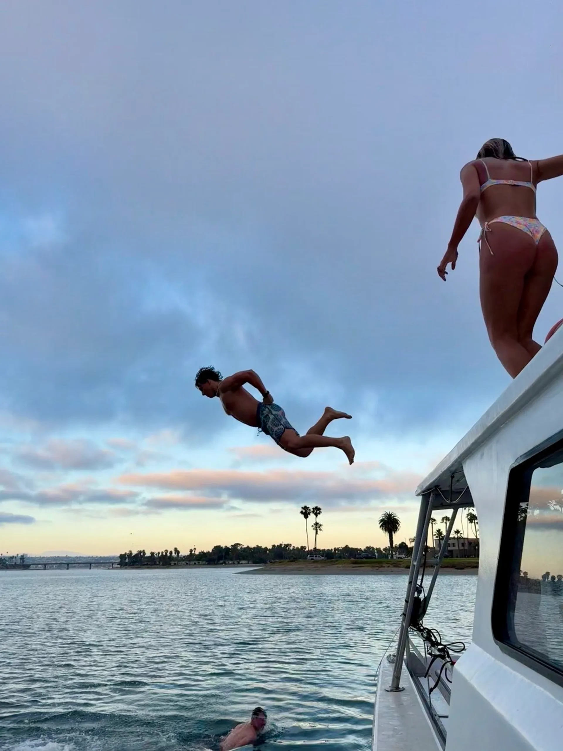 Private San Diego Party Yacht for 25 Guests, BYOB – Mission Bay