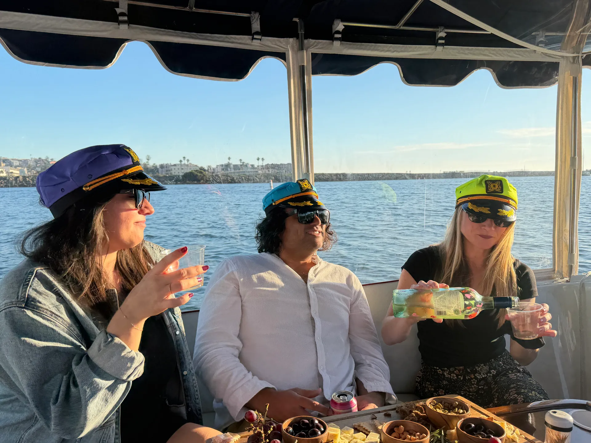 Duffy Cruise in Marina del Rey for 8! Captain Included!