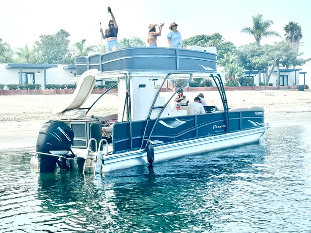 Rent a Premier Marine pontoon in San Diego, CA near me