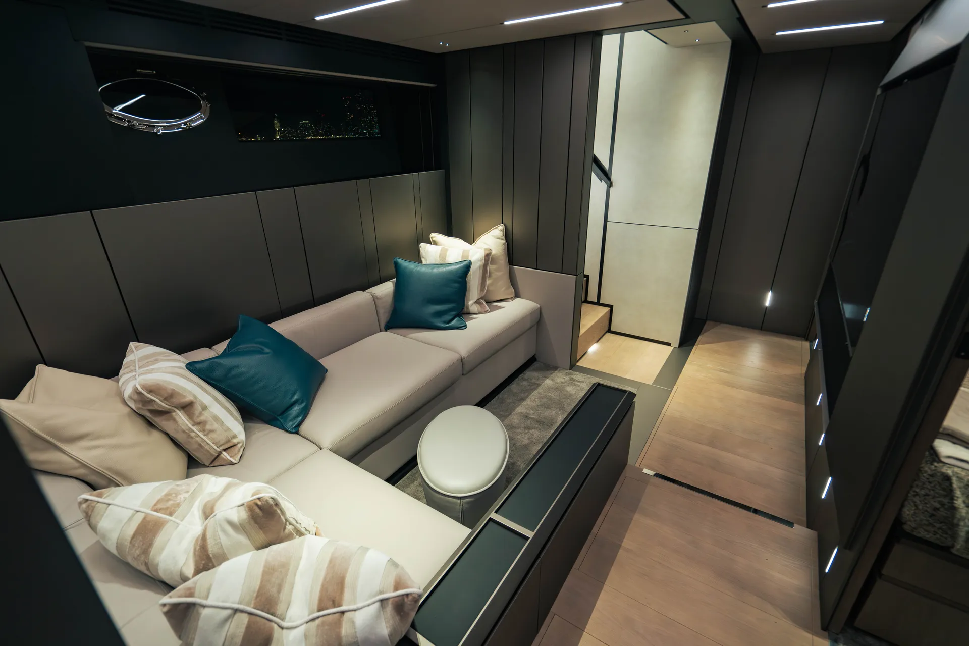 2025 Pershing GTX80 – Brand New Flagship Performance Yacht