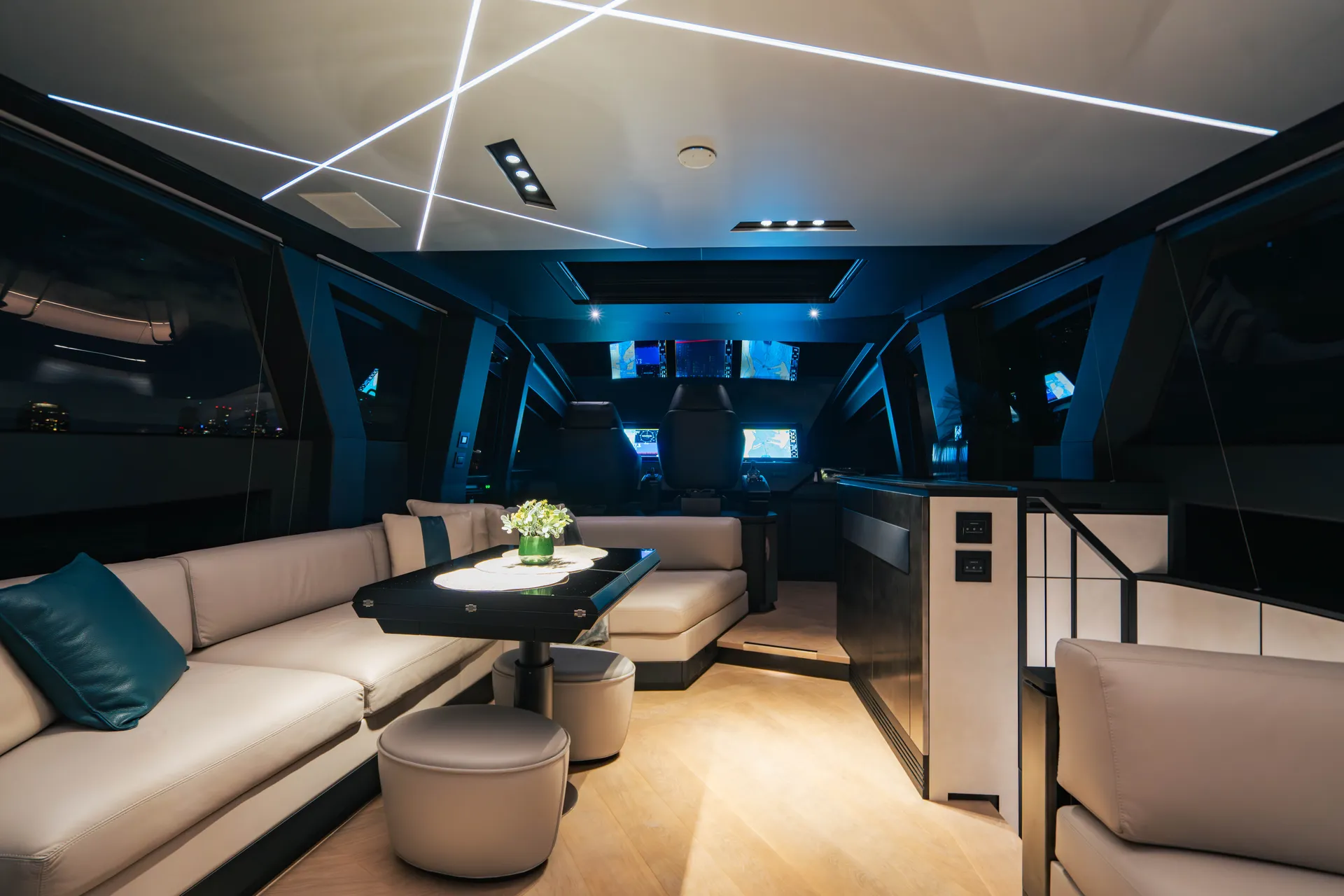 2025 Pershing GTX80 – Brand New Flagship Performance Yacht