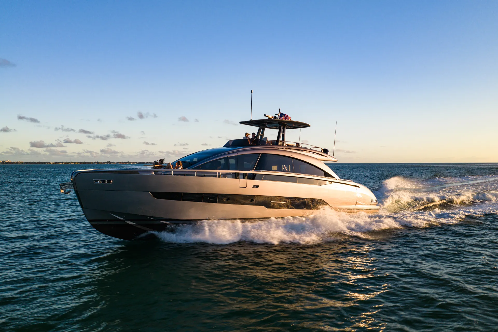 2025 Pershing GTX80 – Brand New Flagship Performance Yacht