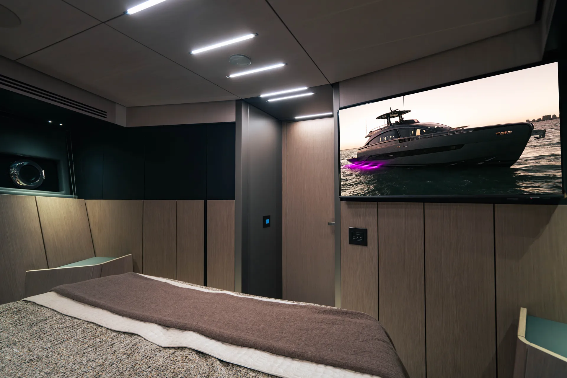 2025 Pershing GTX80 – Brand New Flagship Performance Yacht