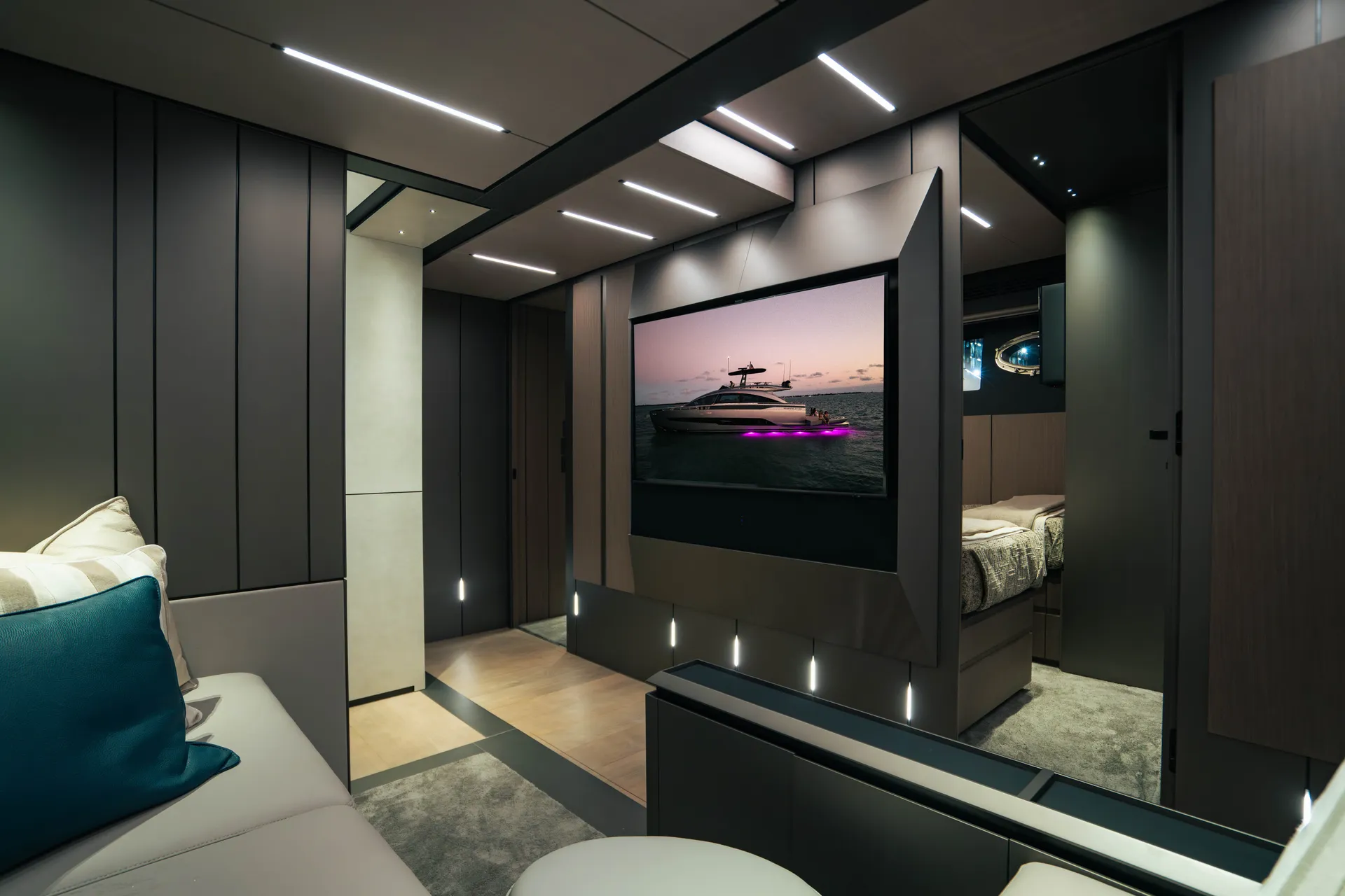 2025 Pershing GTX80 – Brand New Flagship Performance Yacht