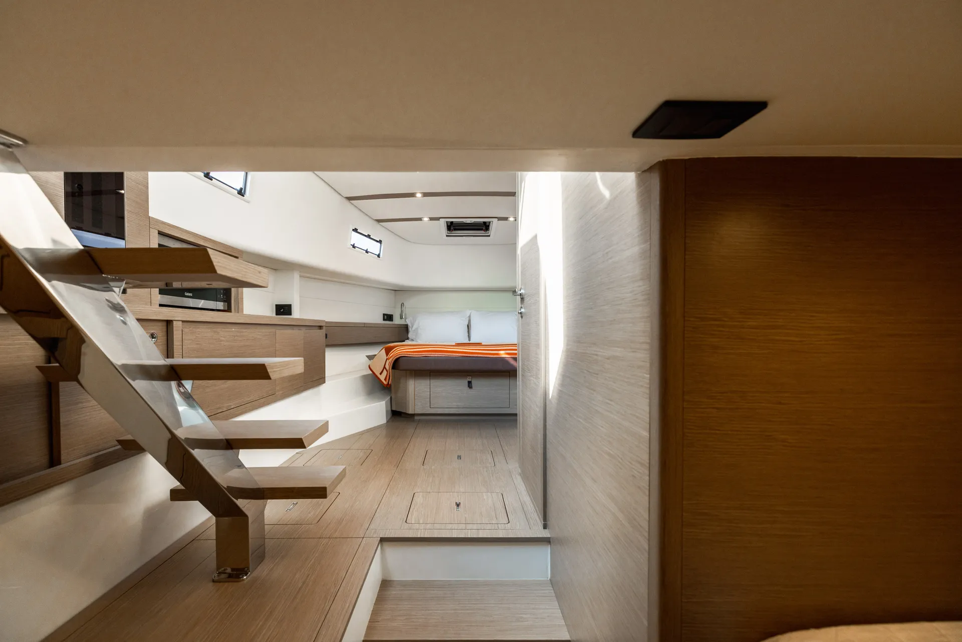Luxury Day Boat In Montauk NY - Pardo 43