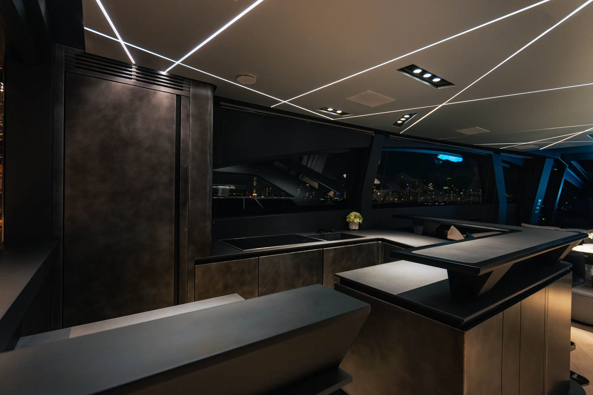 2025 Pershing GTX80 – Brand New Flagship Performance Yacht