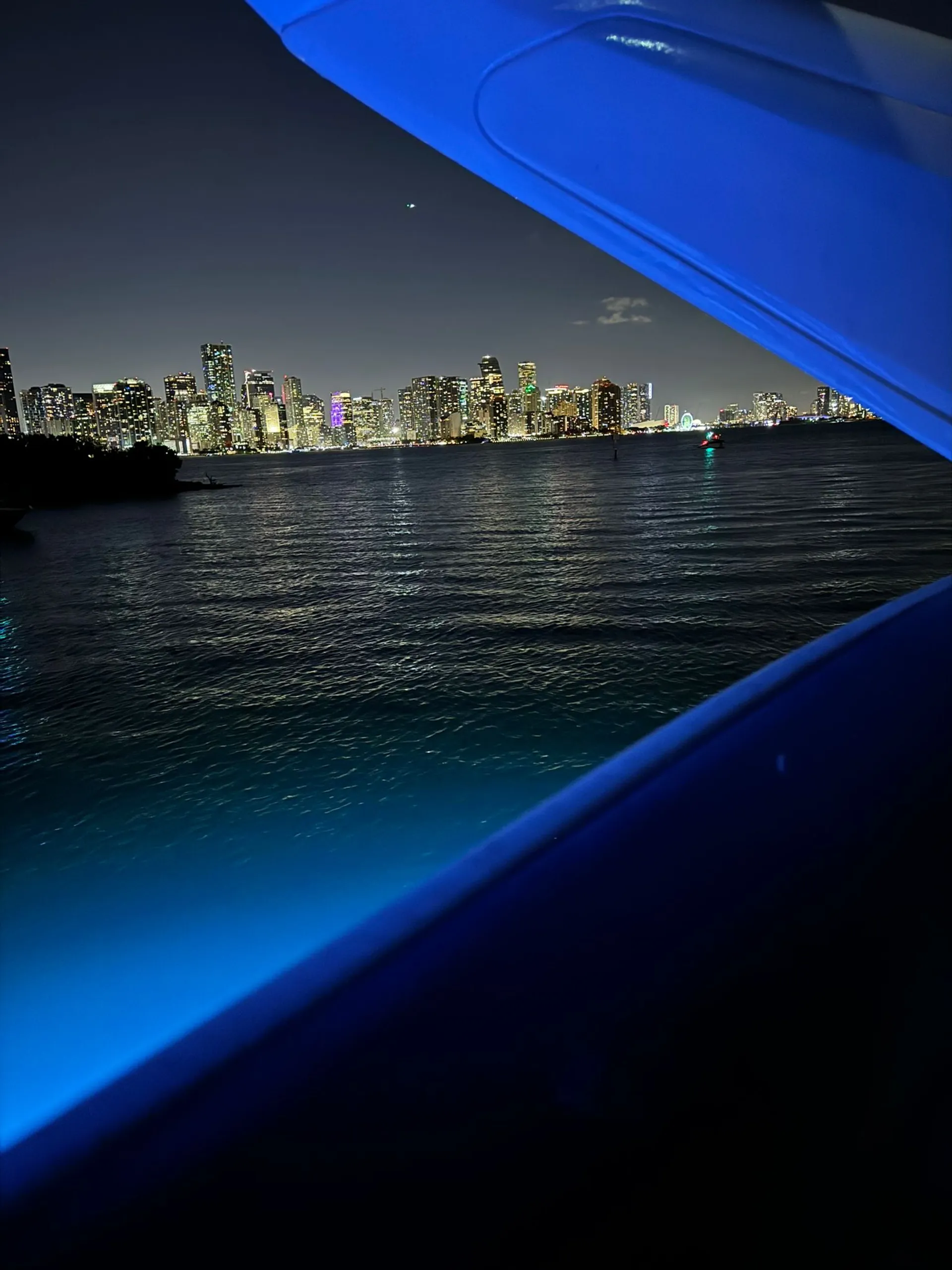 Enjoy Miami In 50FT SUNSEEKER MANHATTAN!