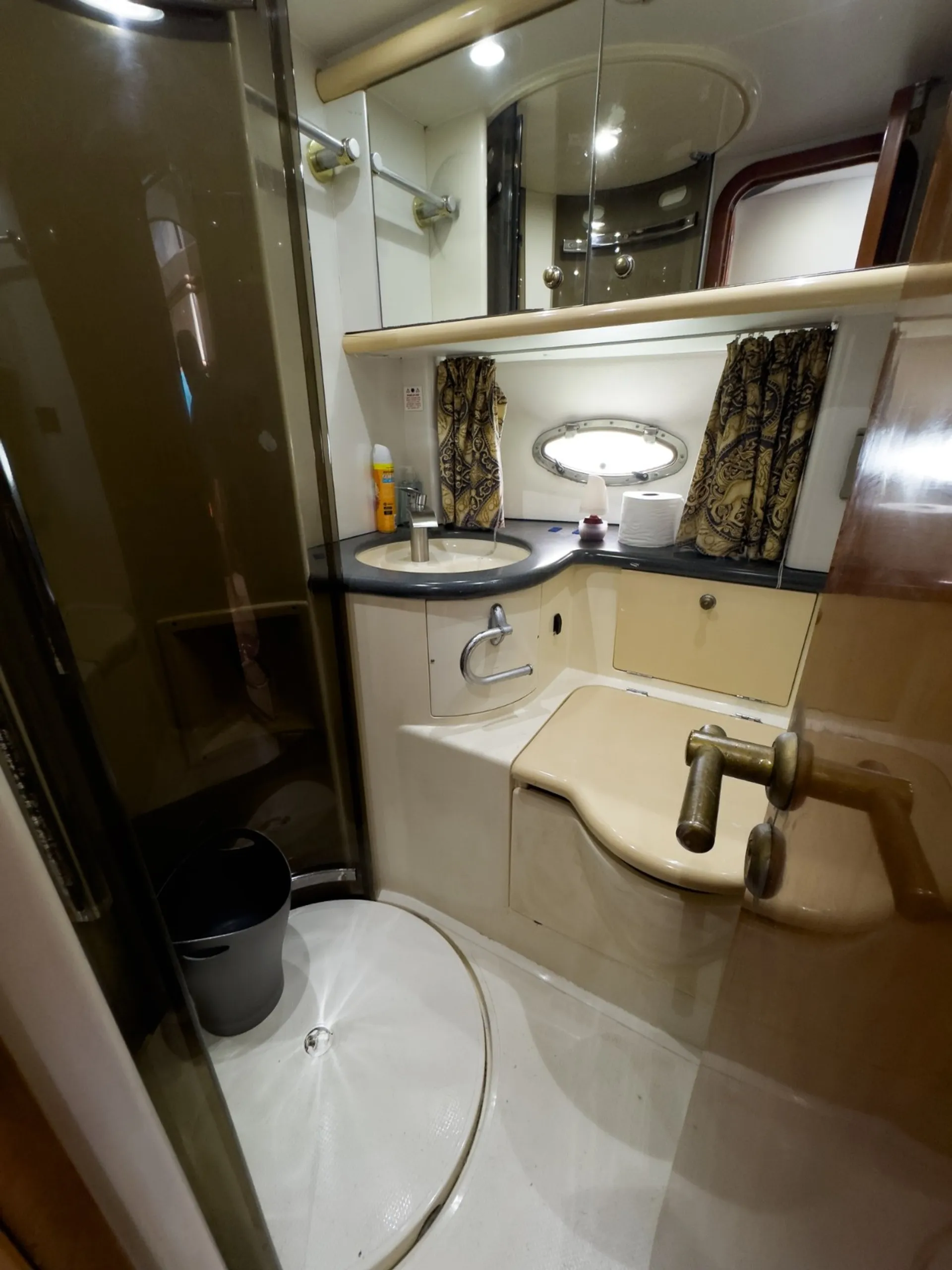 Enjoy Miami In 50FT SUNSEEKER MANHATTAN!