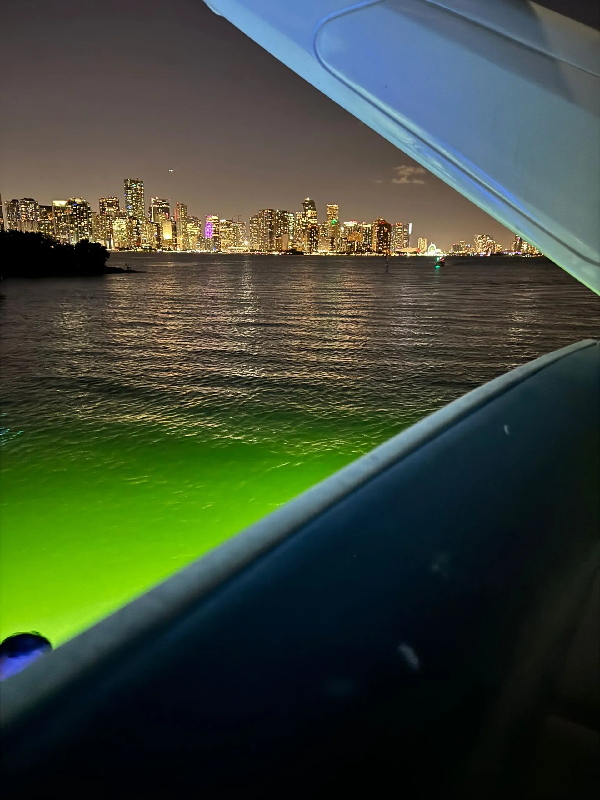 Enjoy Miami In 50FT SUNSEEKER MANHATTAN!