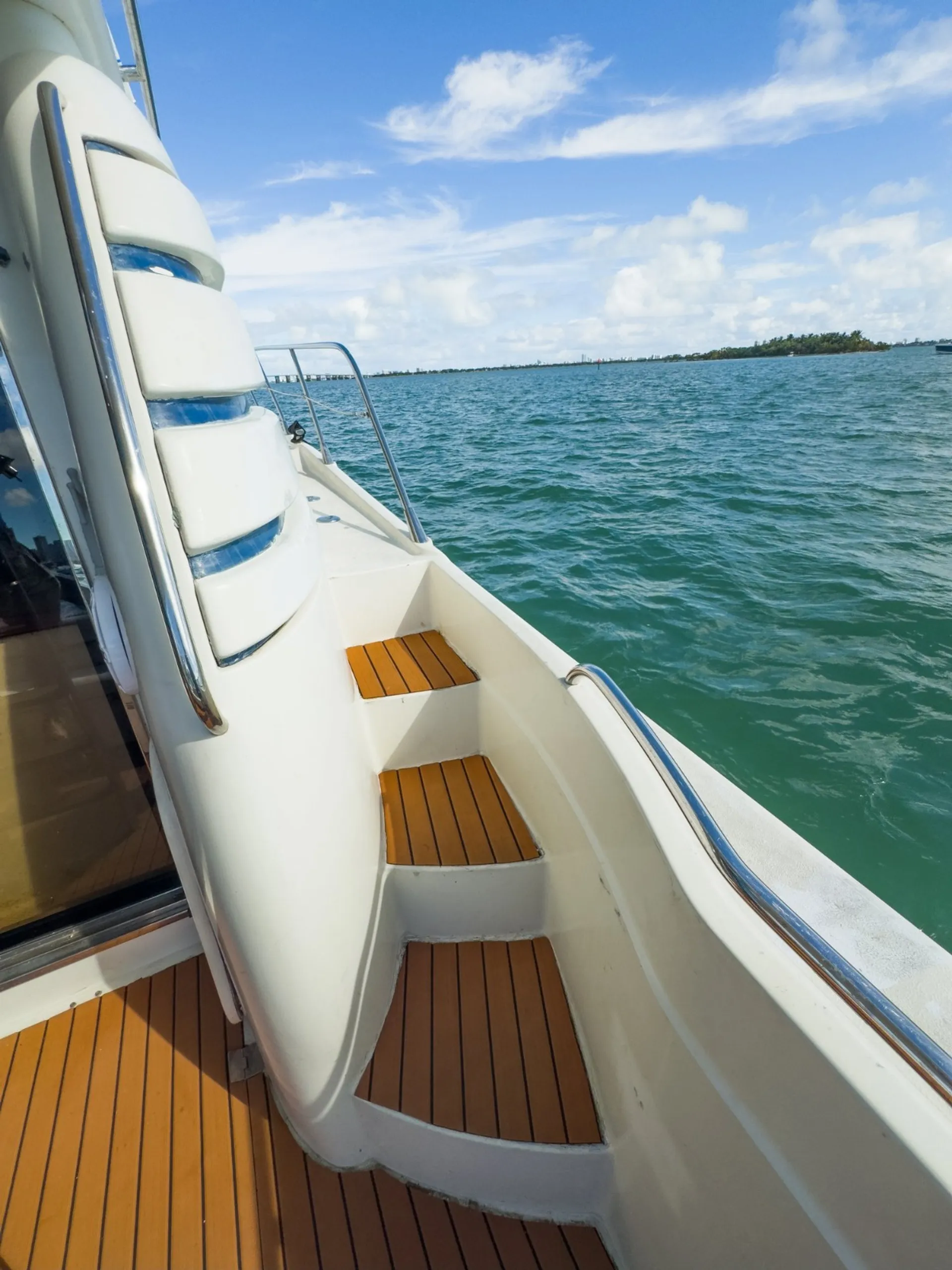 Enjoy Miami In 50FT SUNSEEKER MANHATTAN!