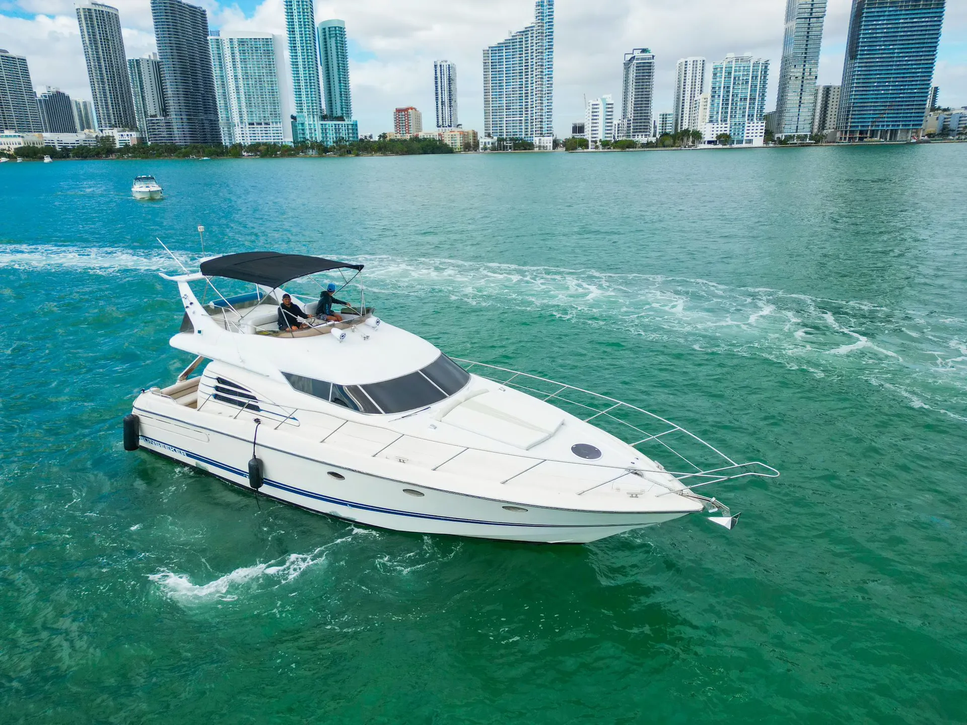Enjoy Miami In 50FT SUNSEEKER MANHATTAN!