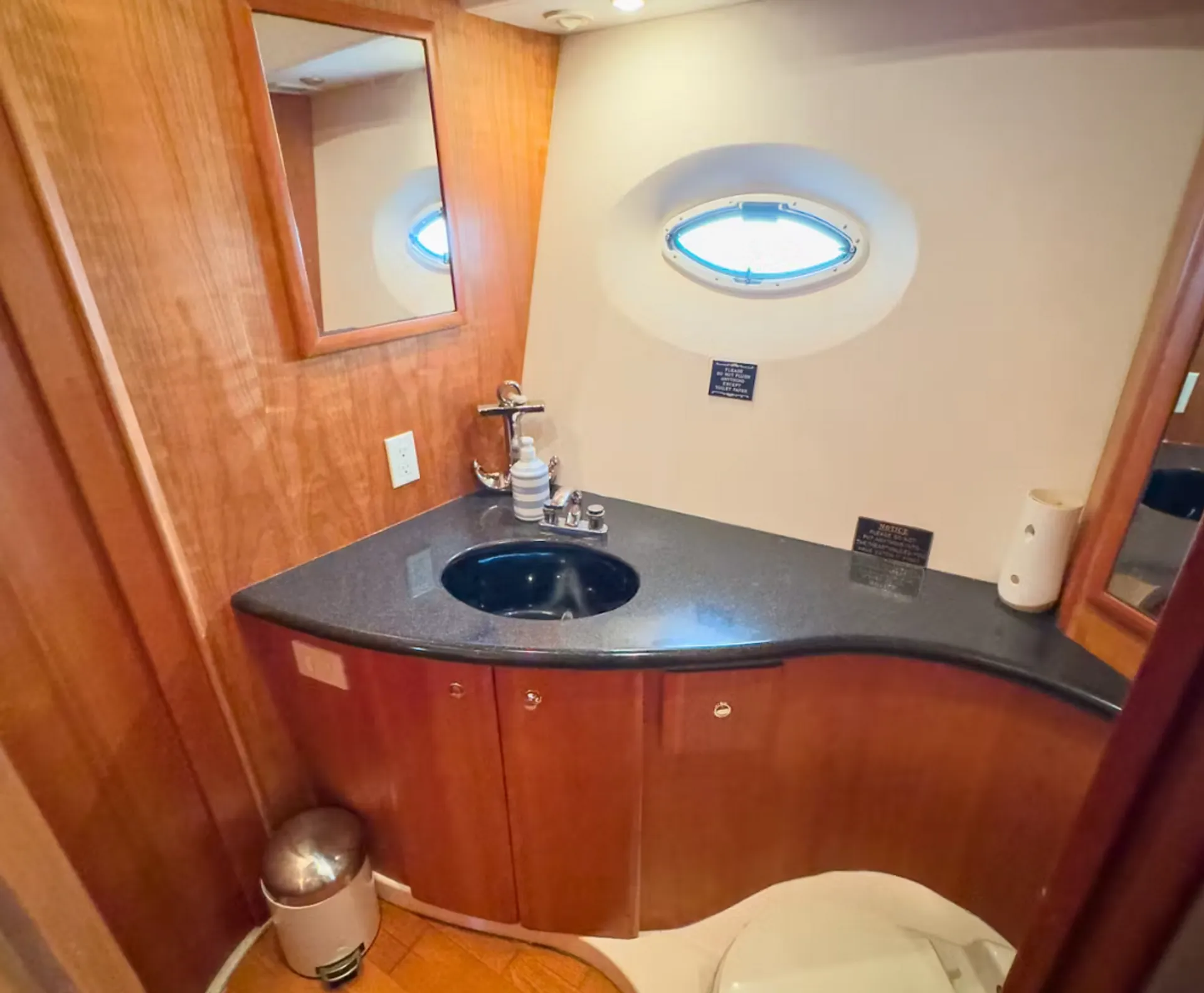 Enjoy "SANTORINI" Silverton Sport Bridge 48ft in Miami!