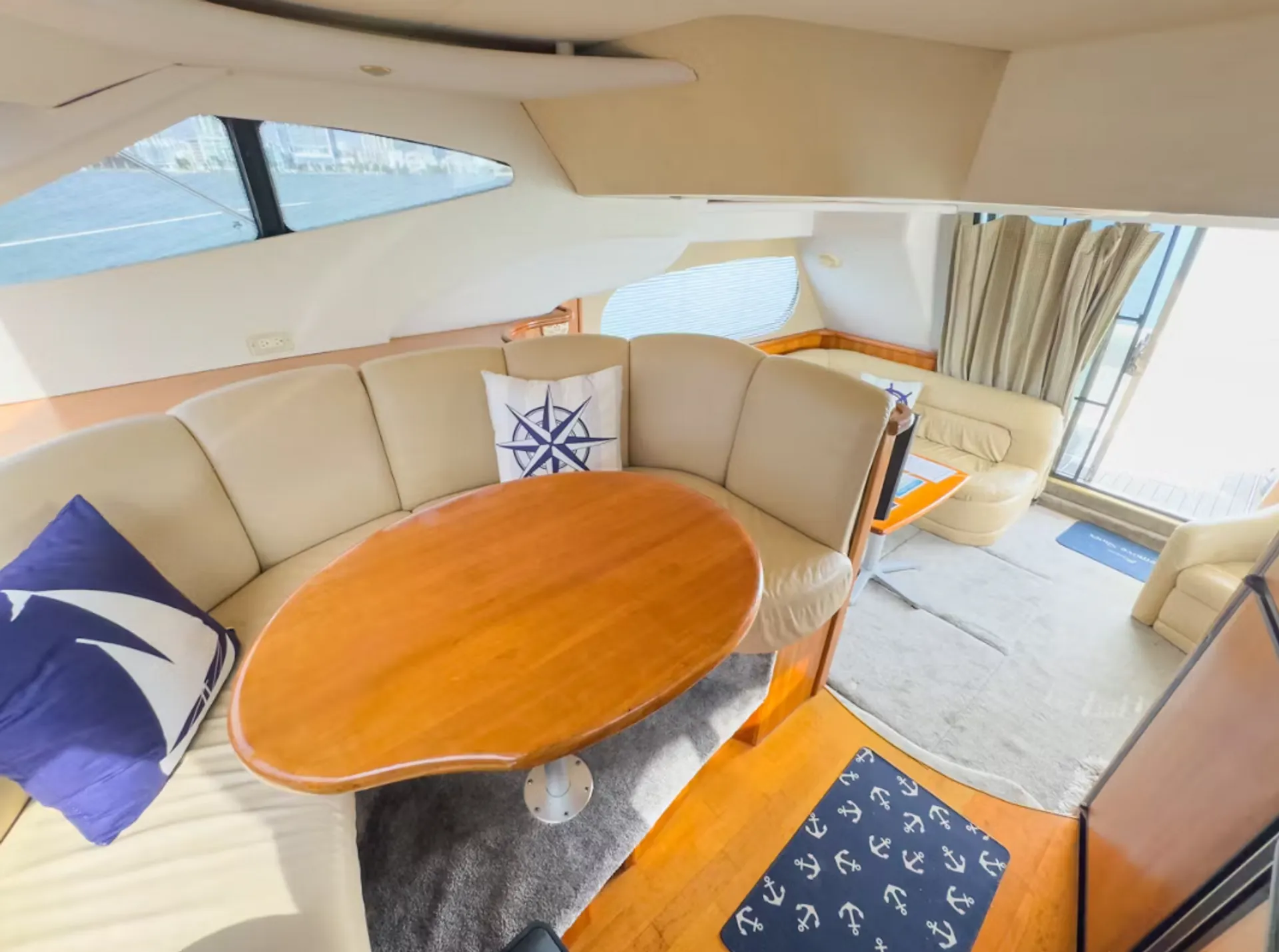 Enjoy "SANTORINI" Silverton Sport Bridge 48ft in Miami!