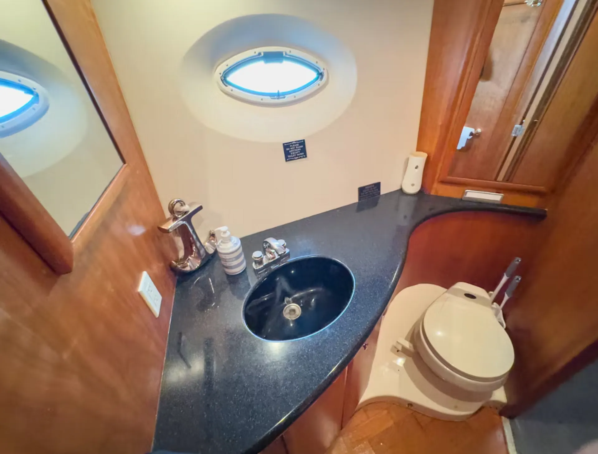 Enjoy "SANTORINI" Silverton Sport Bridge 48ft in Miami!