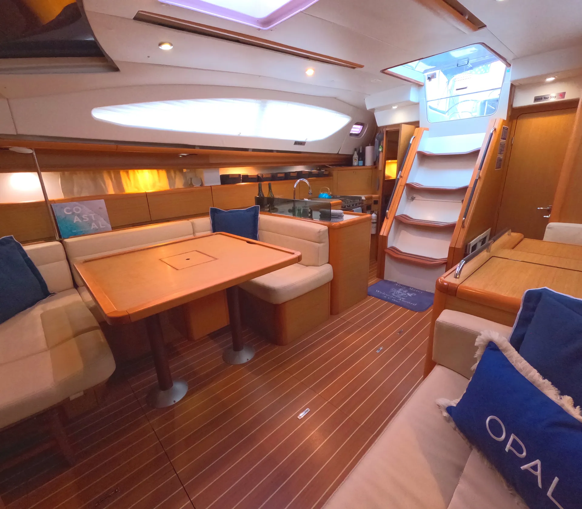 Beautiful 45’ Sailboat - Private Charter