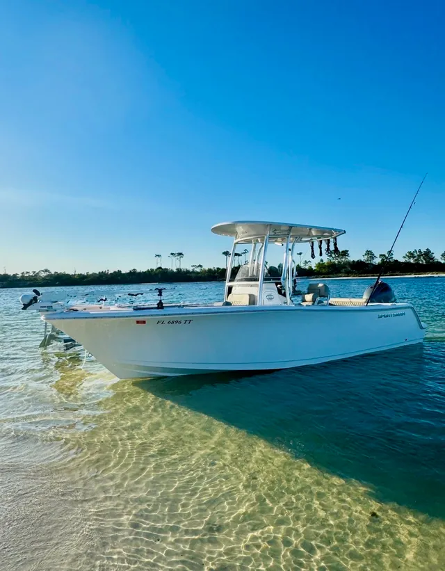 Rent a SPORTSMAN BOATS center console in Pensacola, FL near me