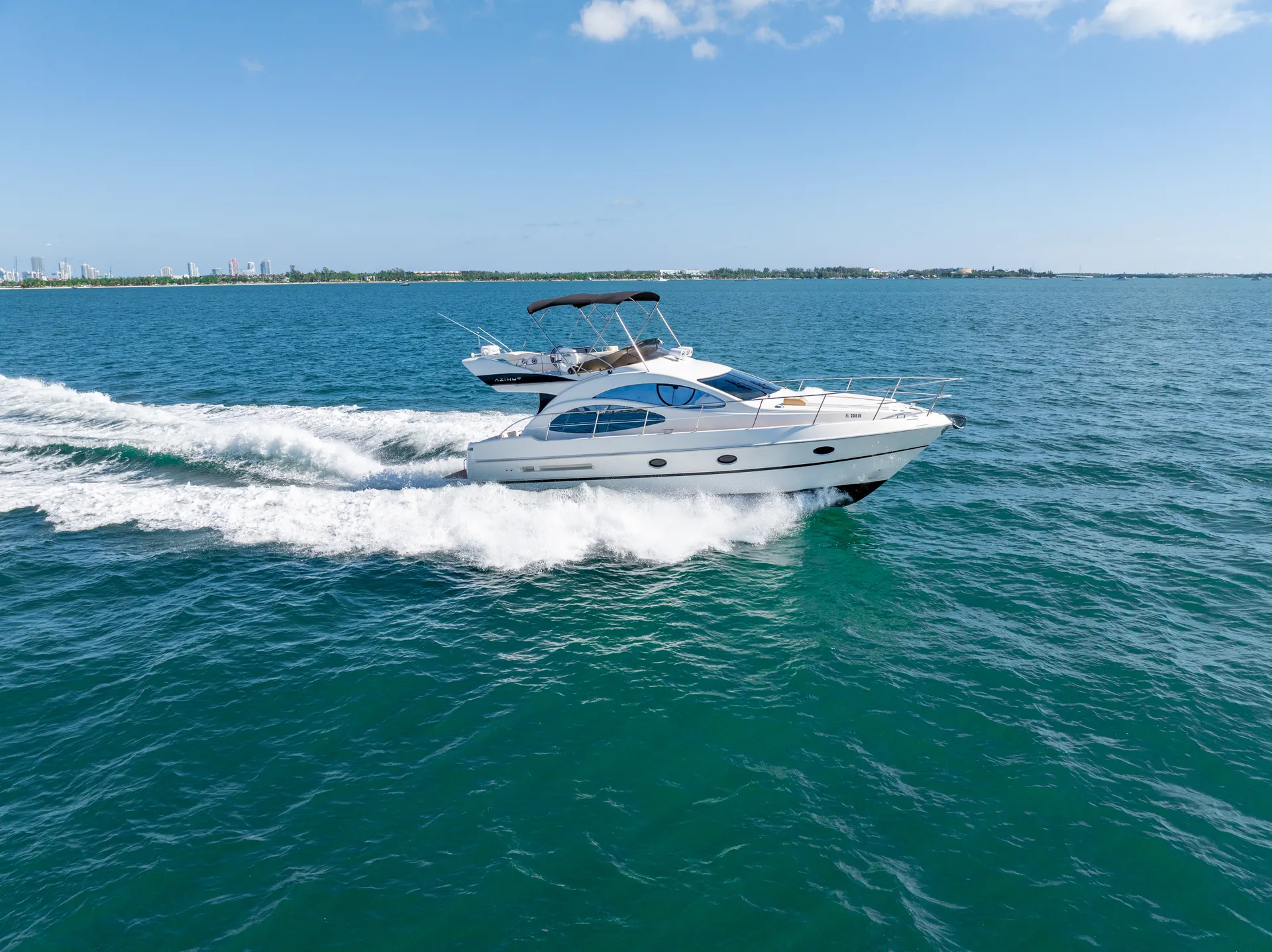 Miami’s Magic Unfolds Aboard a 45ft Azimut!