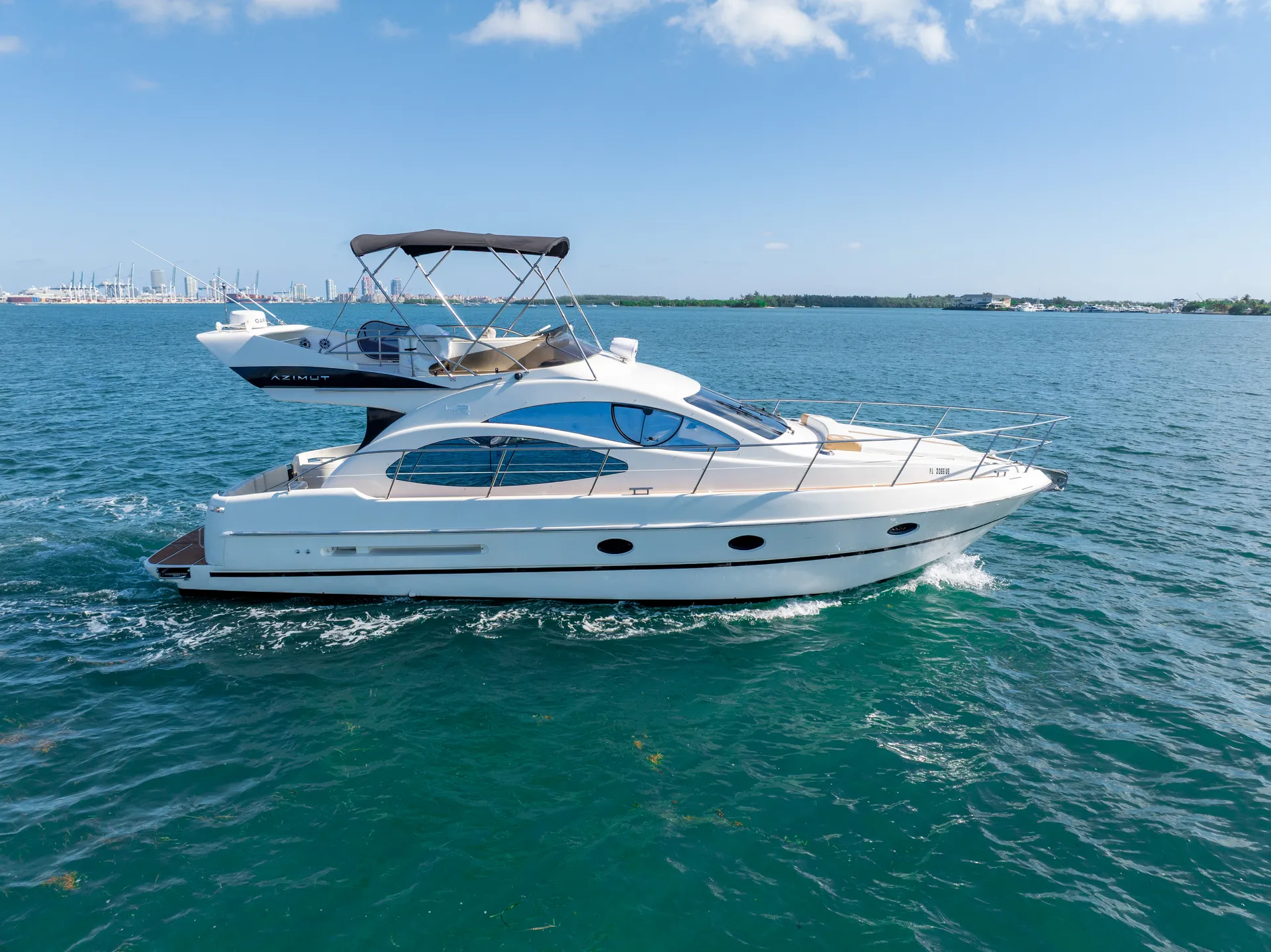 Miami’s Magic Unfolds Aboard a 45ft Azimut!