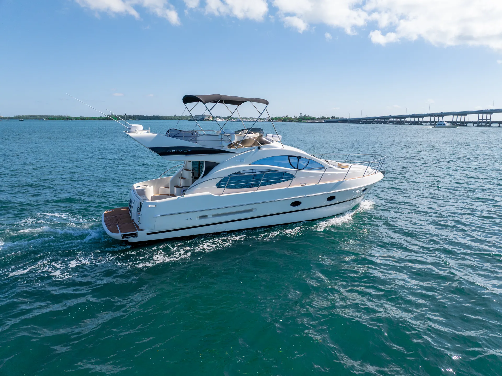 Miami’s Magic Unfolds Aboard a 45ft Azimut!