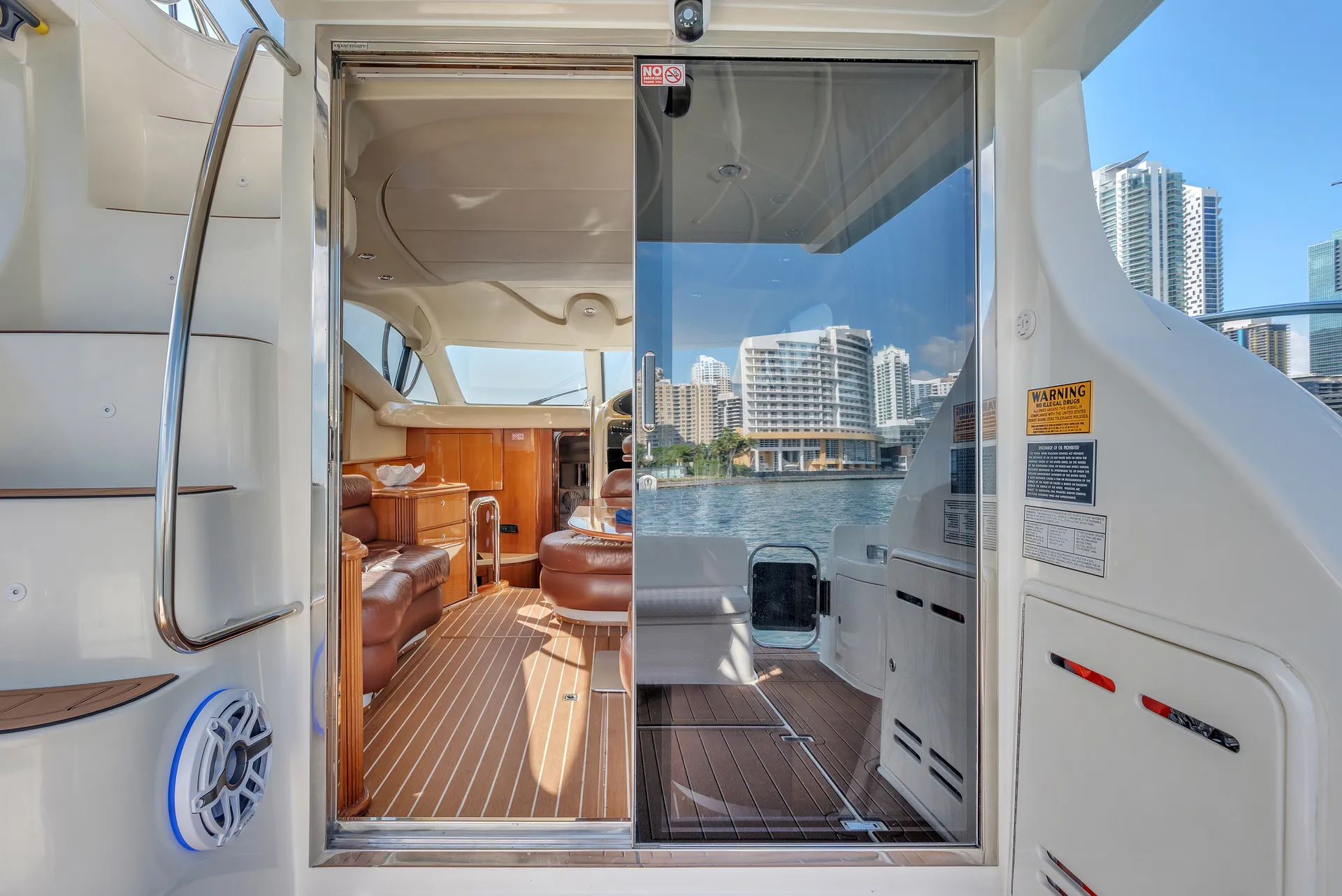 Miami’s Magic Unfolds Aboard a 45ft Azimut!