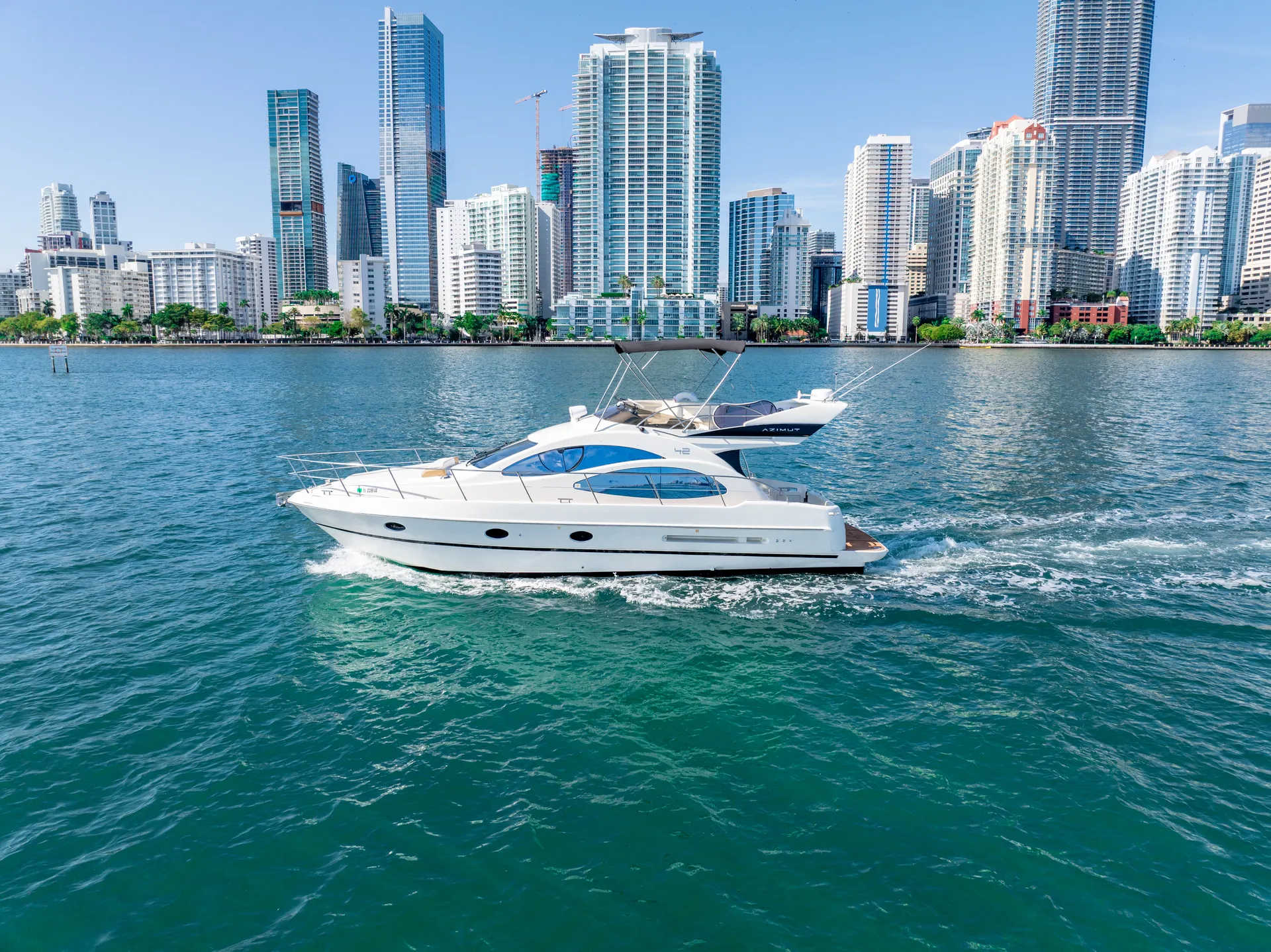 Miami’s Magic Unfolds Aboard a 45ft Azimut!